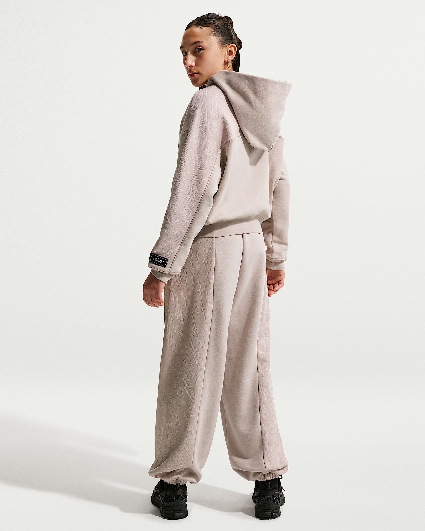 Nike Sportswear Sweatshirt »Nike Sportswear Big Kids' (Girls') Fleece Long-Sleeve Top«, für Kinder, langärmlig, aus Fleece
