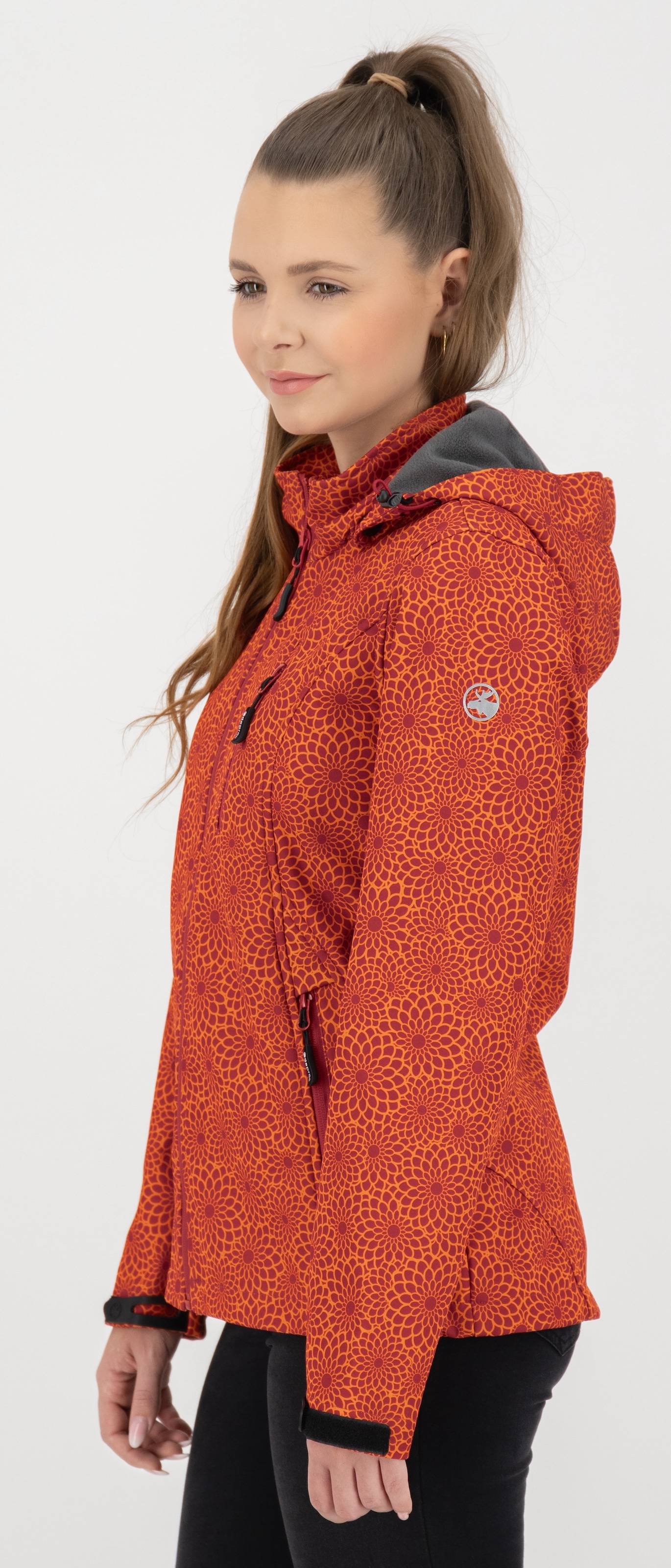 DEPROC Active Softshelljacke »SHELBY PEAK DC«, leichte Softshelljacke mit All-Over-Print und abnehmbarer Kapuze