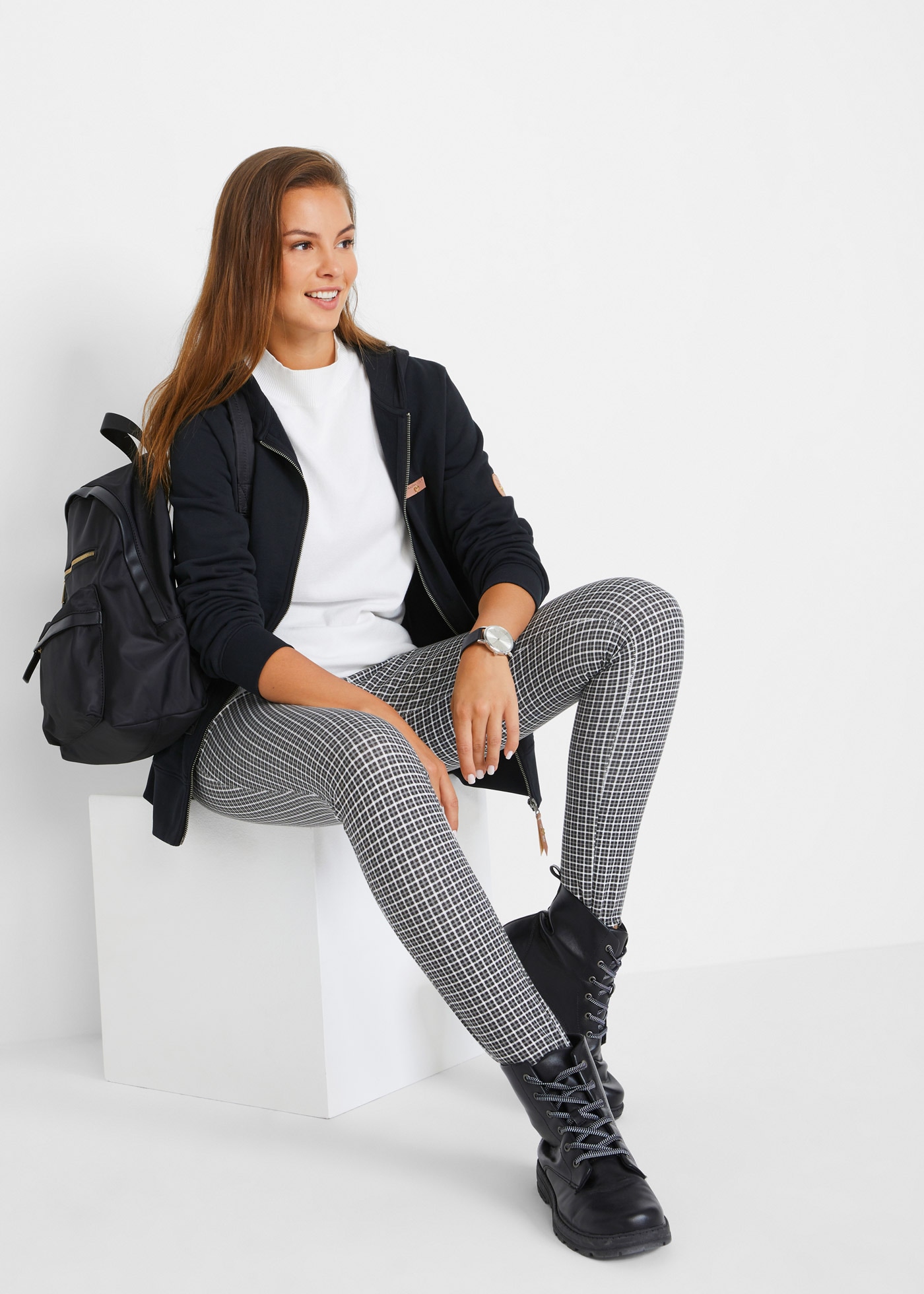 bonprix Kapuzensweatjacke