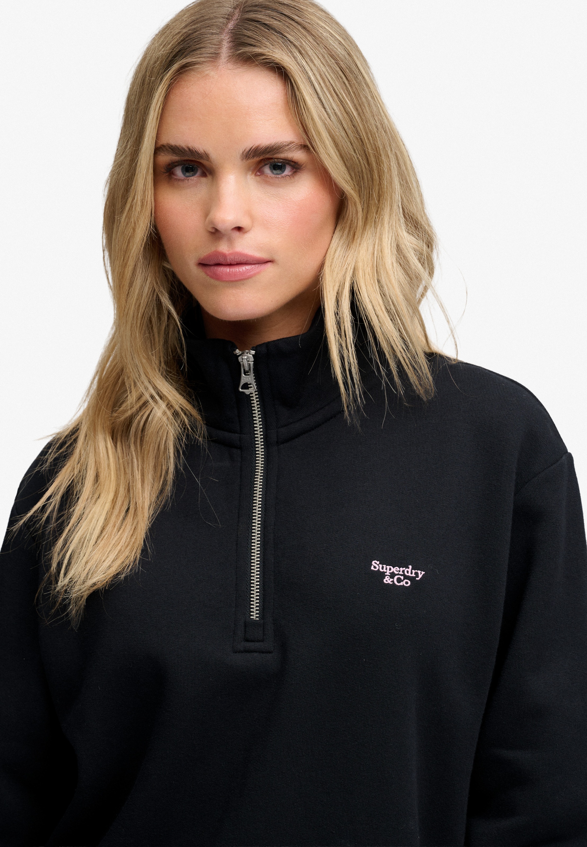 Superdry Sweatshirt »SIGNATURE EMB HALF ZIP«, mit Stehkragen, aus Baumwolle und Polyester, Loose Fit, unifarben
