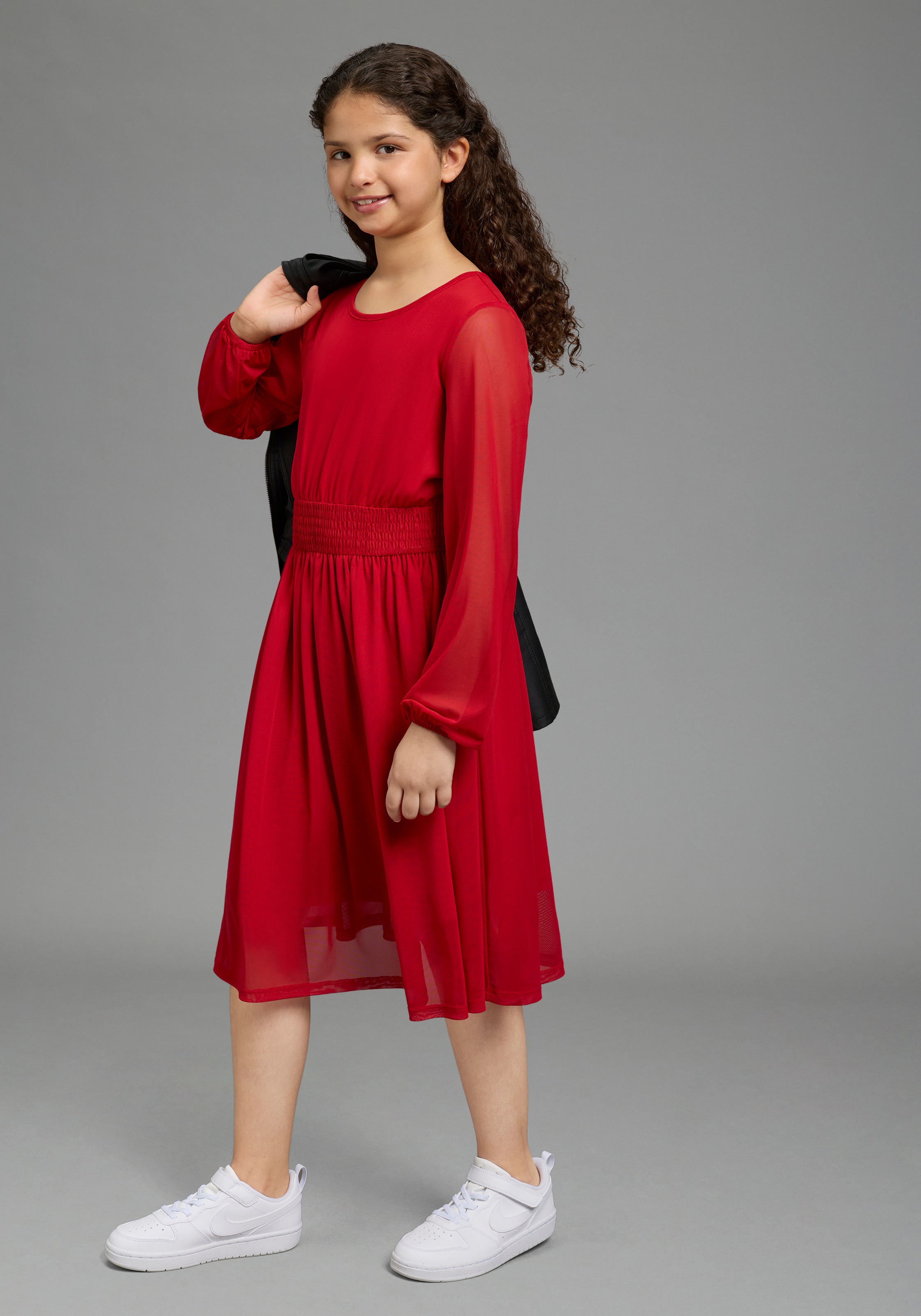 Bruno Banani Jerseykleid »Meshkleid mit transparenten Ärmeln für festliche Anlässe« Für TEENS. Shirtkleid mit Chiffon