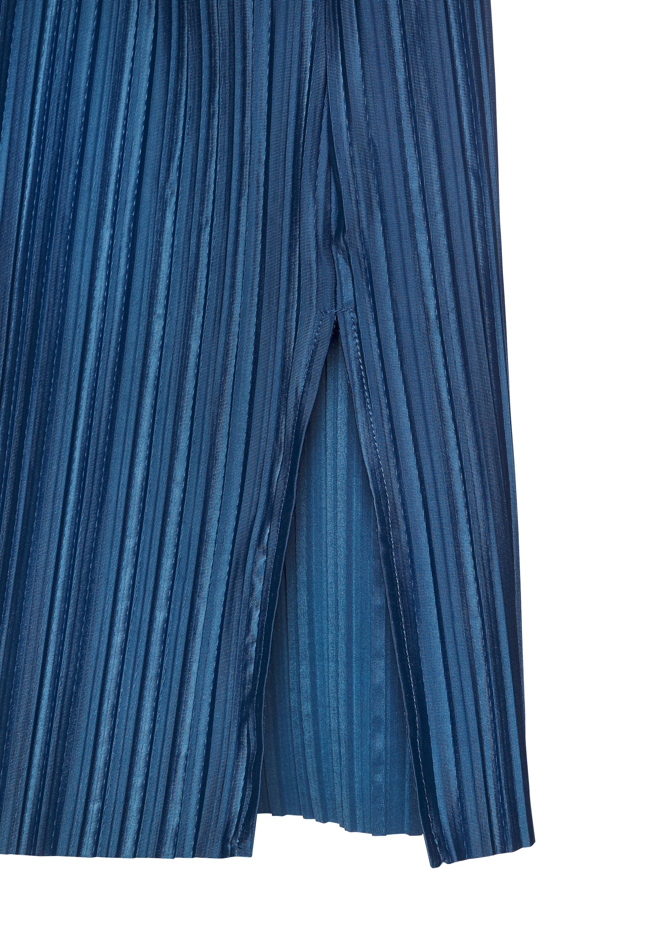 LASCANA Longtop aus schimmernder Ware mit Plisseefalten