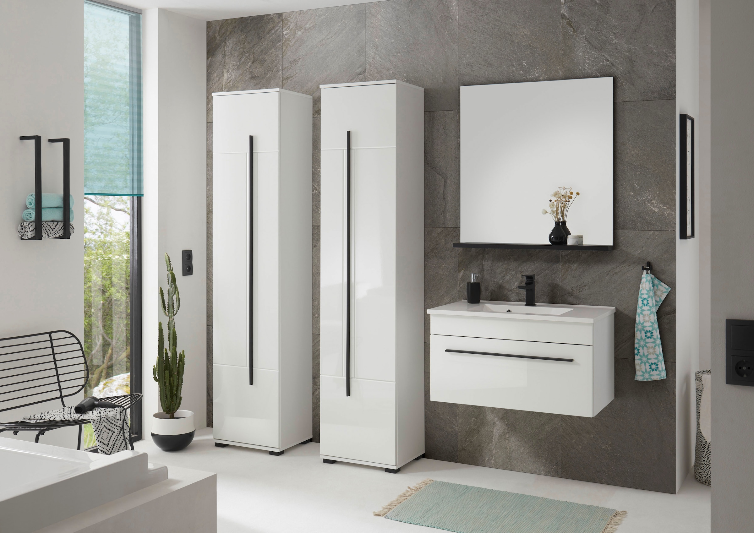 INOSIGN Badmöbel-Set »Cantara, Bad im modernen Design, 4-teiliges Badezimmer«, (Set, 4 St.), Waschtisch, Schränke und Spiegel, in Weiß Hochglanz, viel Stauraum