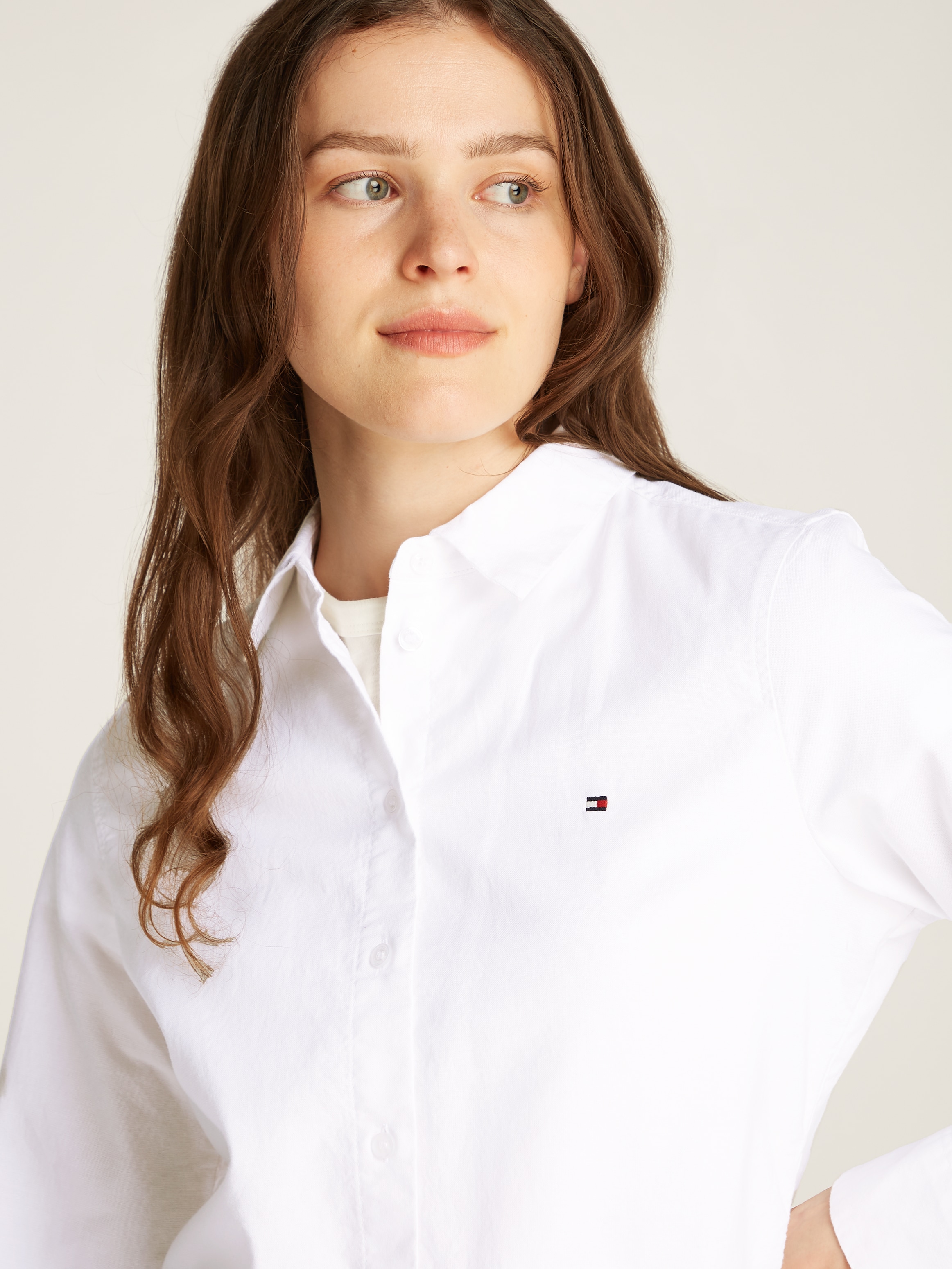 Tommy Hilfiger Hemdbluse »STRETCH OXFORD REGULAR SHIRT«, mit Logostickerei