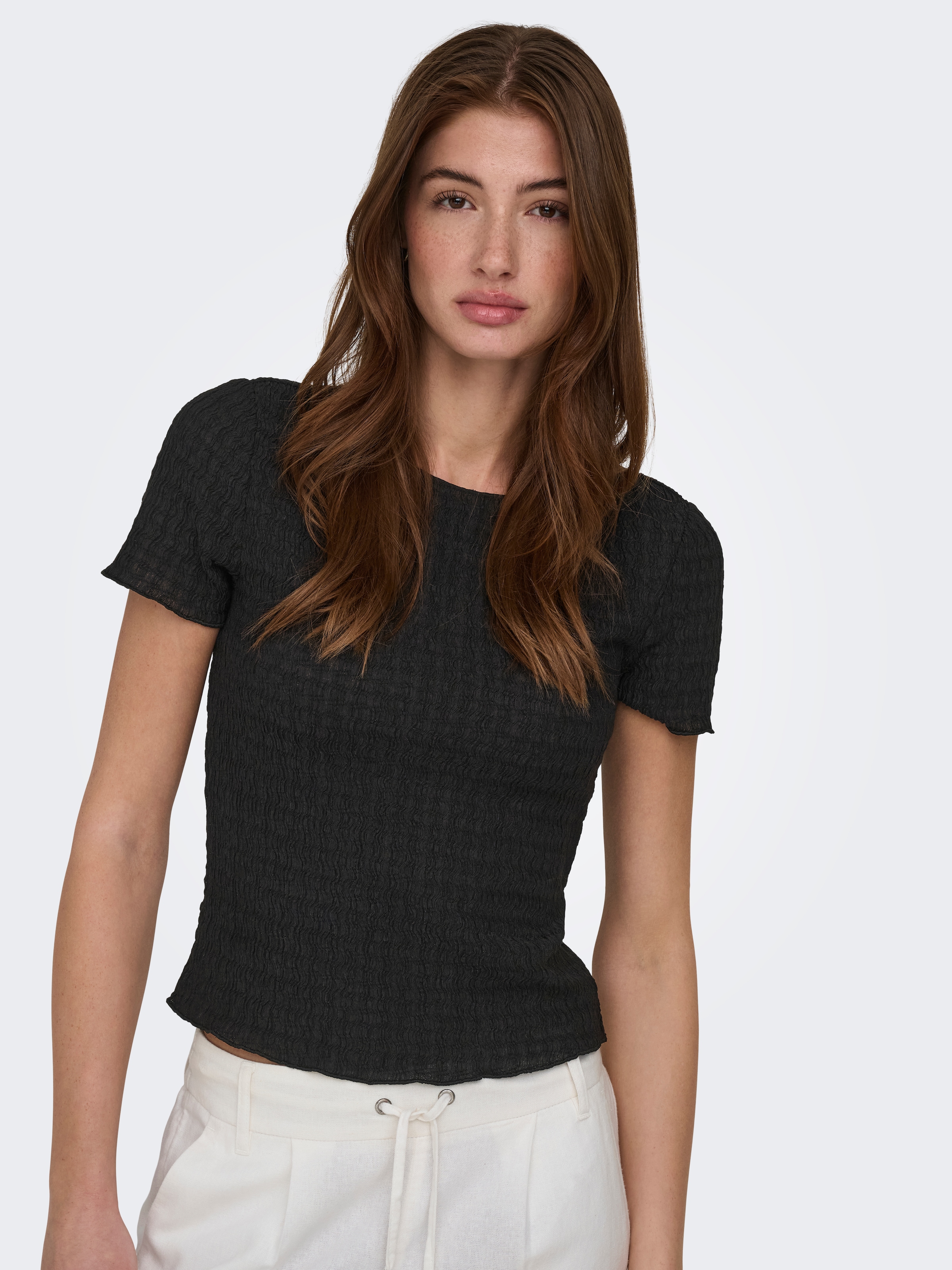 ONLY Kurzarmshirt »ONLILSE S/S TOP STRUCTURE JRS NOOS« Kunstfaser, regular fit