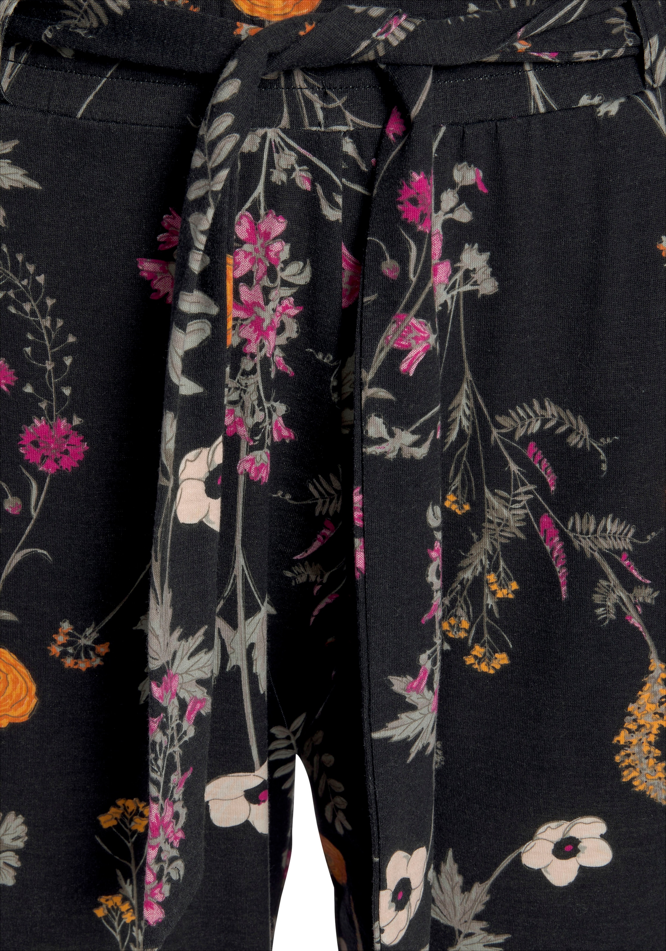 LASCANA Pyjama, (2 tlg., 1 Stück), mit Wildblumen Muster kaufen bei OTTO | Nachthemden