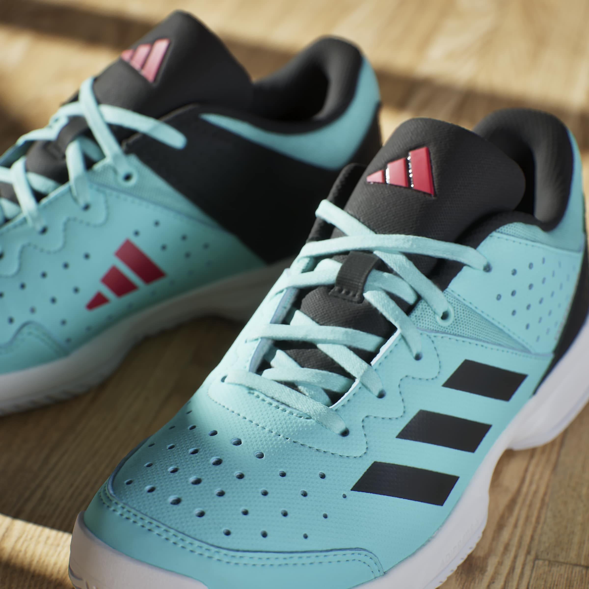 adidas Performance Hallenschuh »COURT STABIL«  geeignet für jeden Hallensport, Indoorschuhe für Kinder & Jugendliche