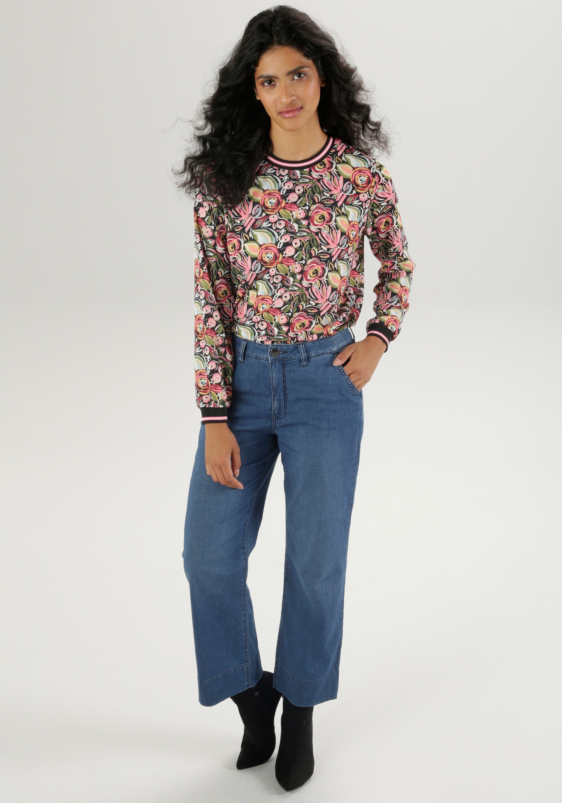Aniston SELECTED Straight-Jeans, mit weitem Bein; regular waist