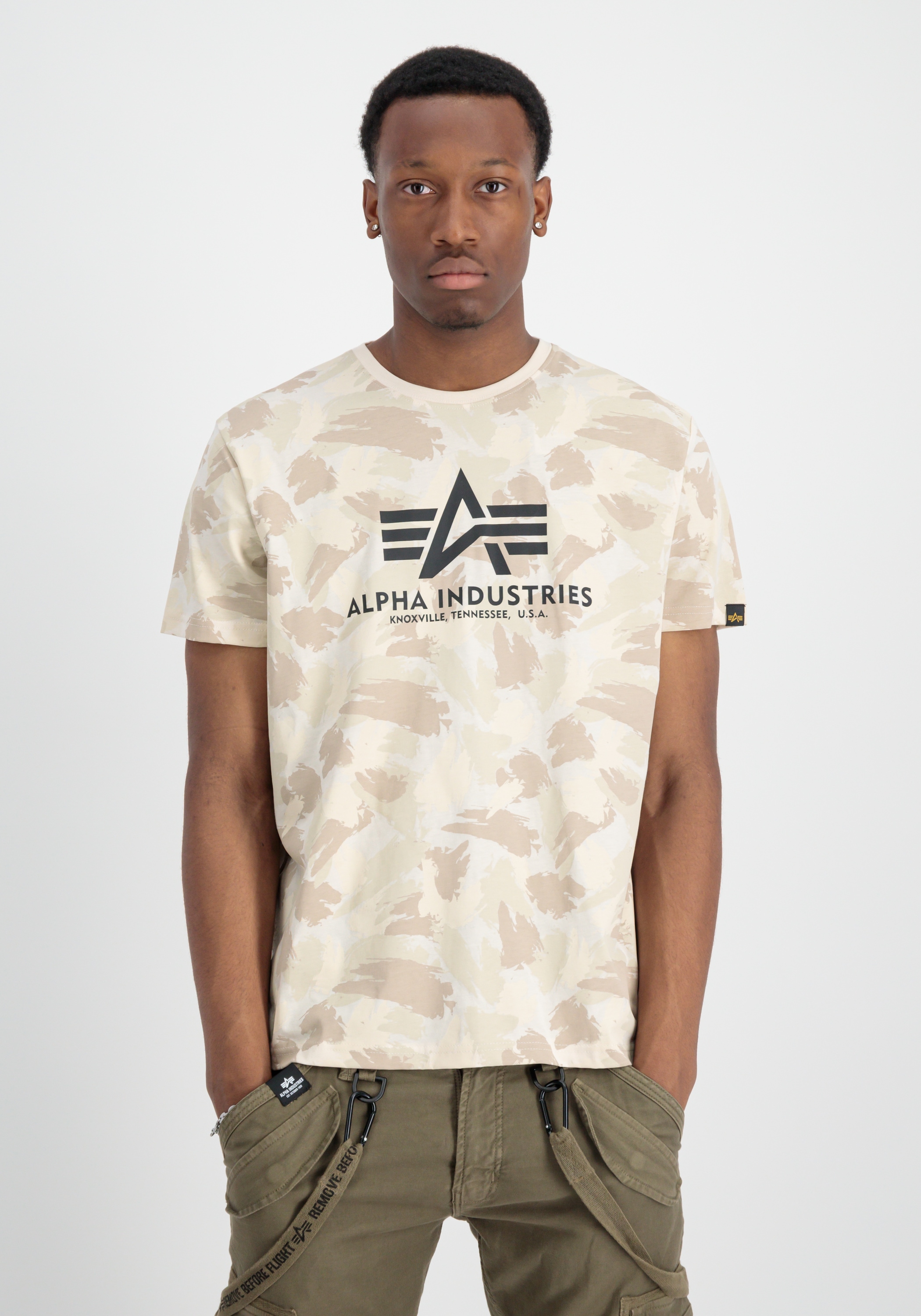 T-Shirt »ALPHA INDUSTRIES Men - T-Shirts Basic T-Shirt Camo«