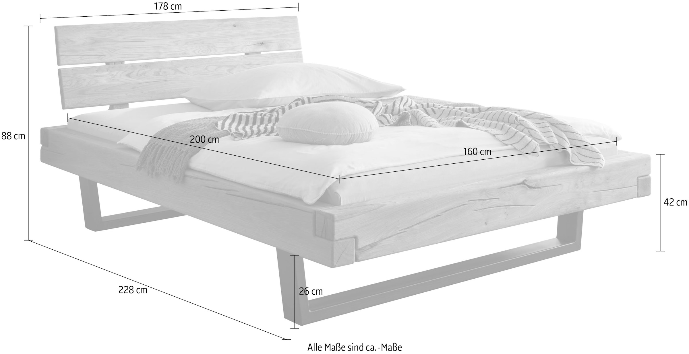 Home affaire Massivholzbett »Ultima Balkenbett Doppelbett, Füße Metallkufe«, (hohe Belastbarkeit: 200kg je Seite), FSC®-zertifizierte Wildeiche oder Fichte, viele Breiten zur Auswahl