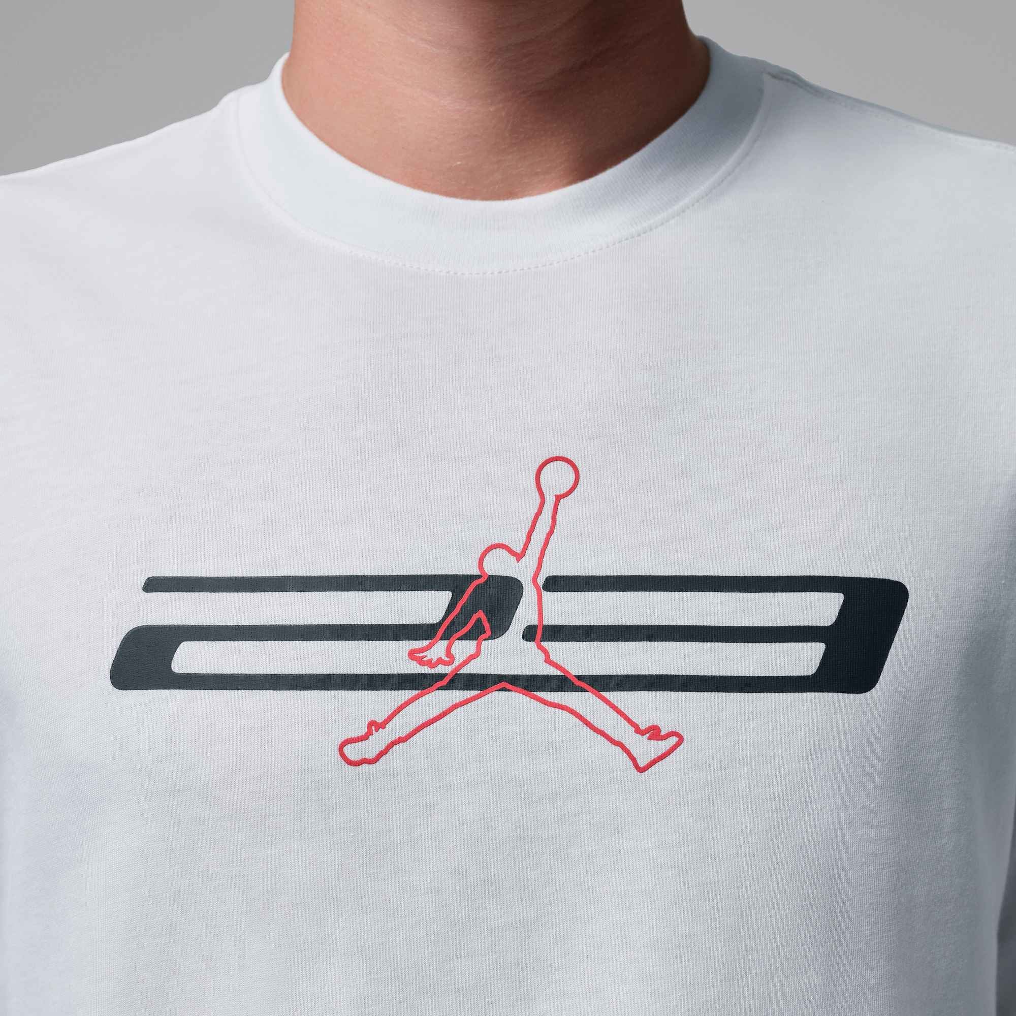Jordan Trainingsshirt »M J DF SPT GFX SS CREW 2« kurzärmelig, sportlicher Stil, für vielseitige Trainingseinheiten