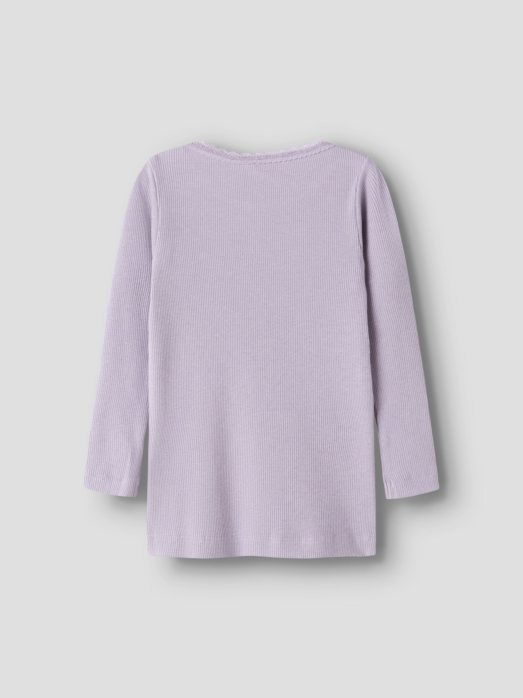 Name It Langarmshirt »NMFKAB LS TOP NOOS« in Feinripp und mit süßer Spitzenkante am Ausschnitt