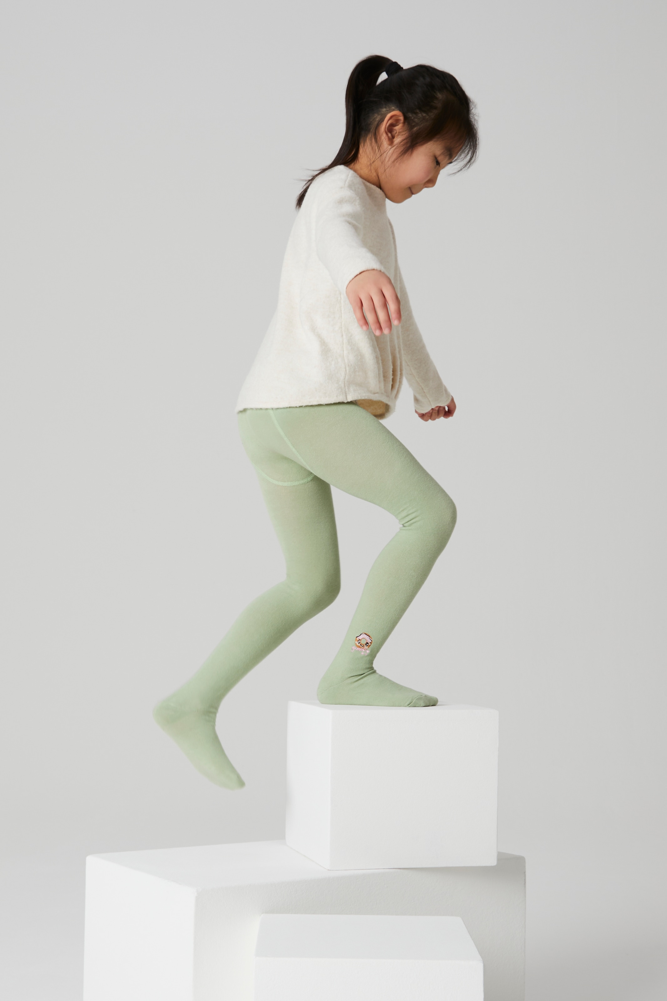 H.I.S Strickstrumpfhose Packung, 3 Stk. tlg. mit kleinen Stickereien