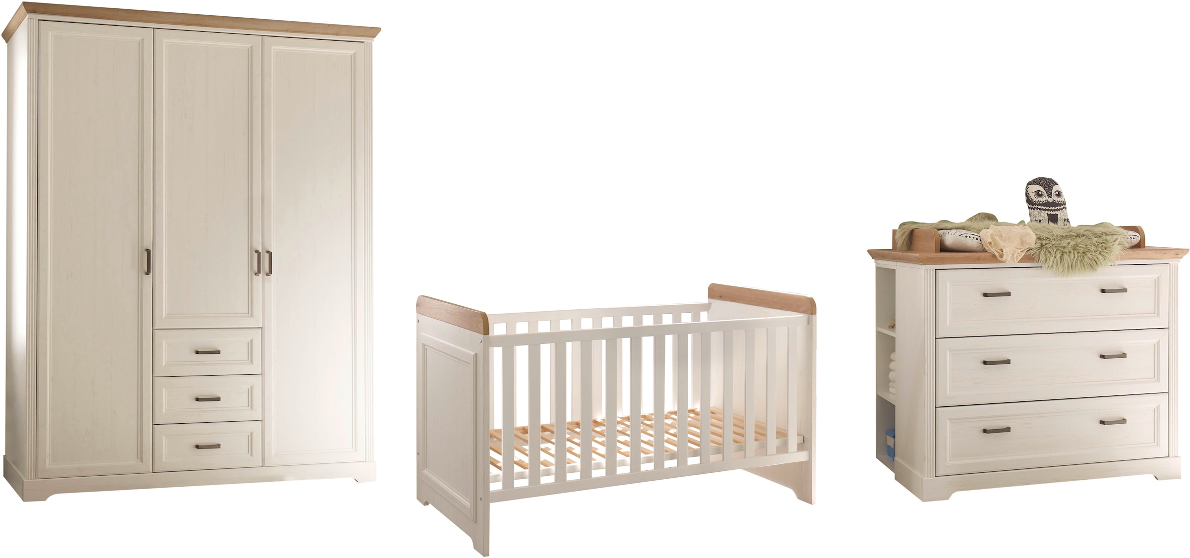 Begabino Babyzimmer-Komplettset »Jasmin«, (Set, 3 tlg.), bestehend aus Kleiderschrank, Babybett, Wickelkommode