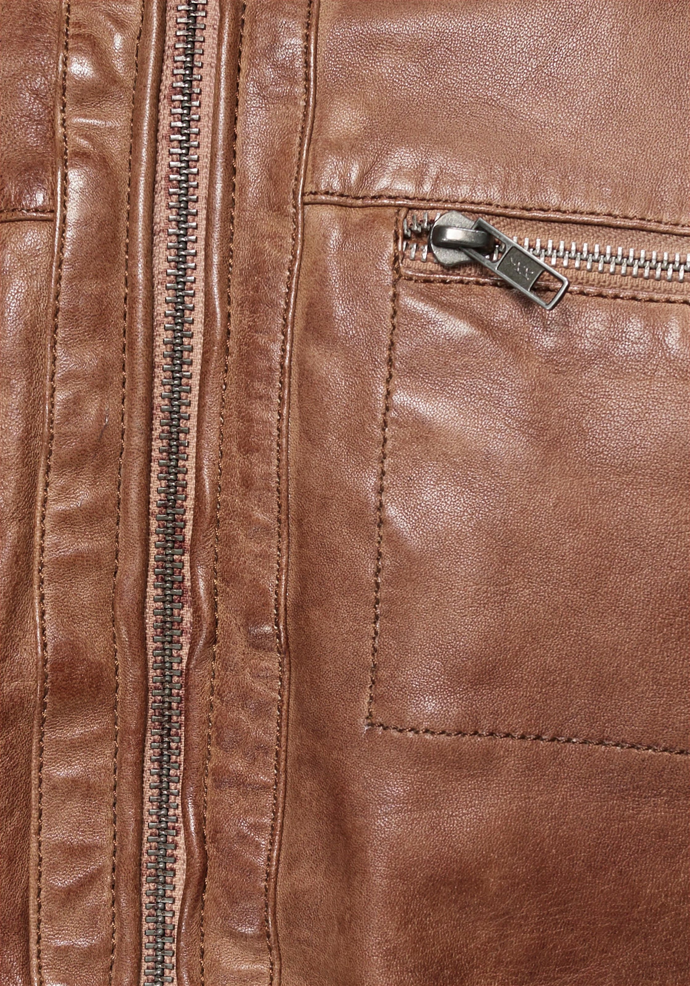Bruno Banani Lederjacke »Flint«, aus Lammnappaleder, taillierter Schnitt, Bikerkragen, Used-Optik