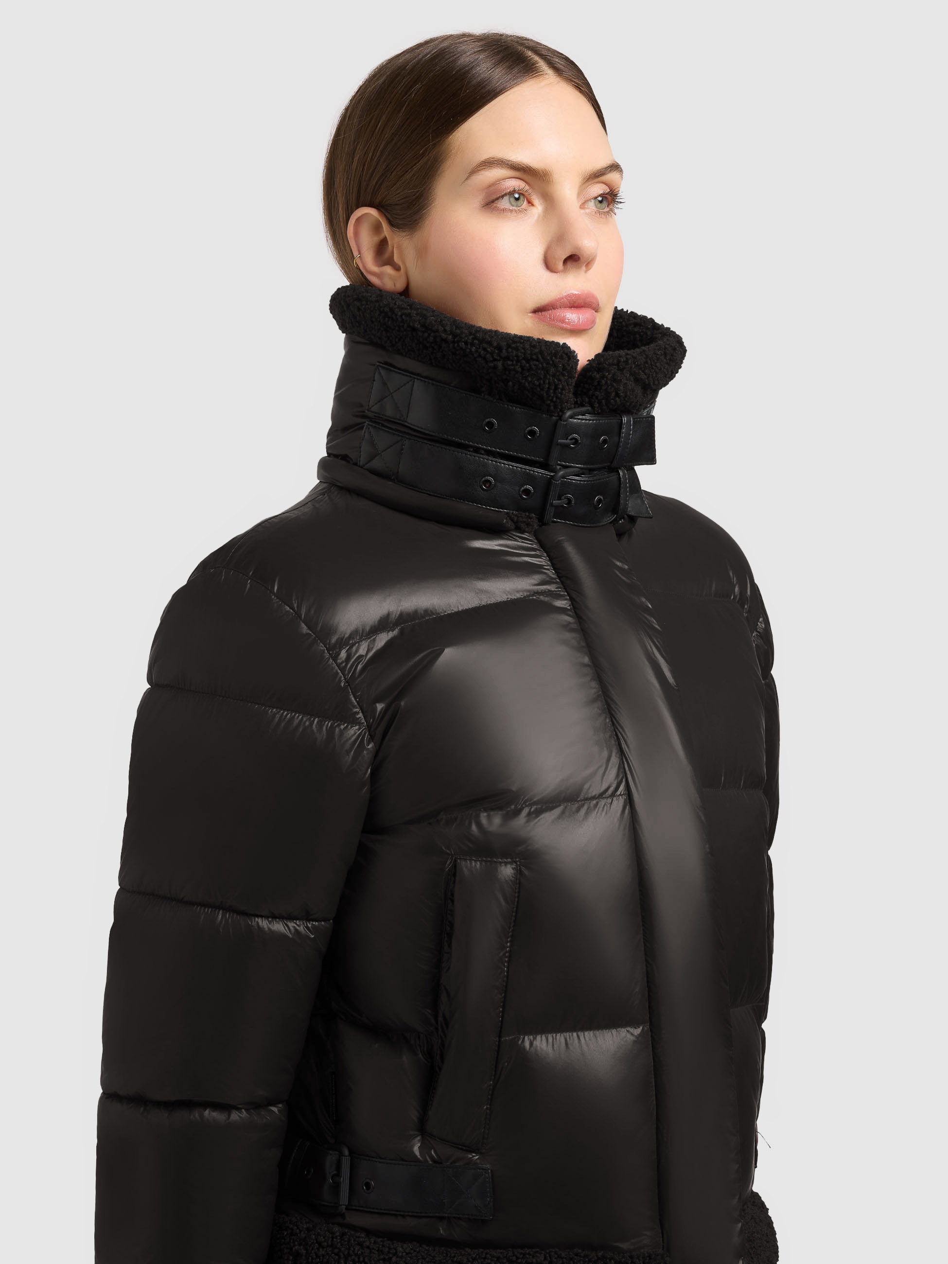 khujo Steppjacke »NESSIE3« mit Kapuze Verschlüsse aus Kunstleder