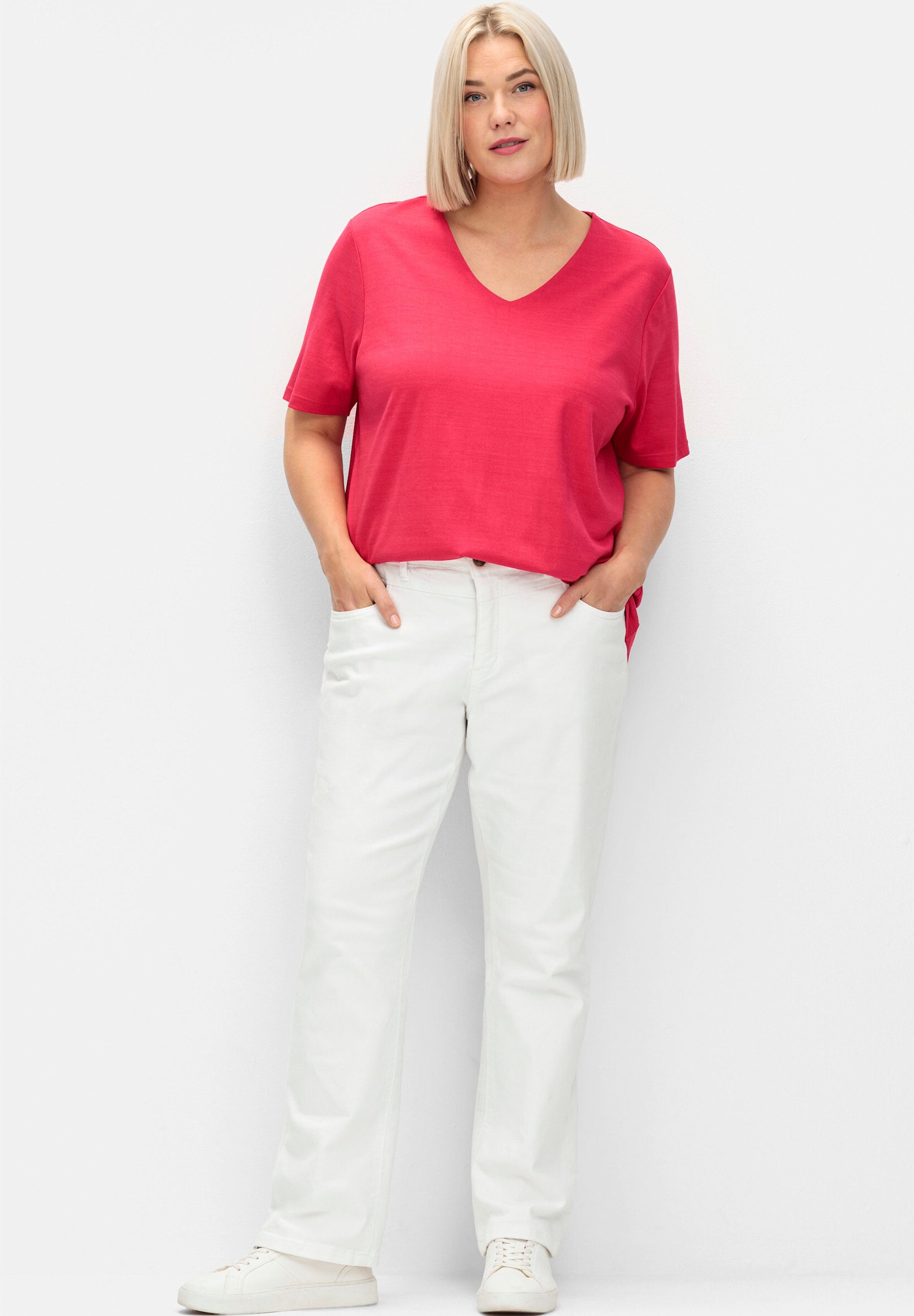 Sheego T-Shirt »T-Shirt T-Shirt mit doppellagigem Vorderteil«