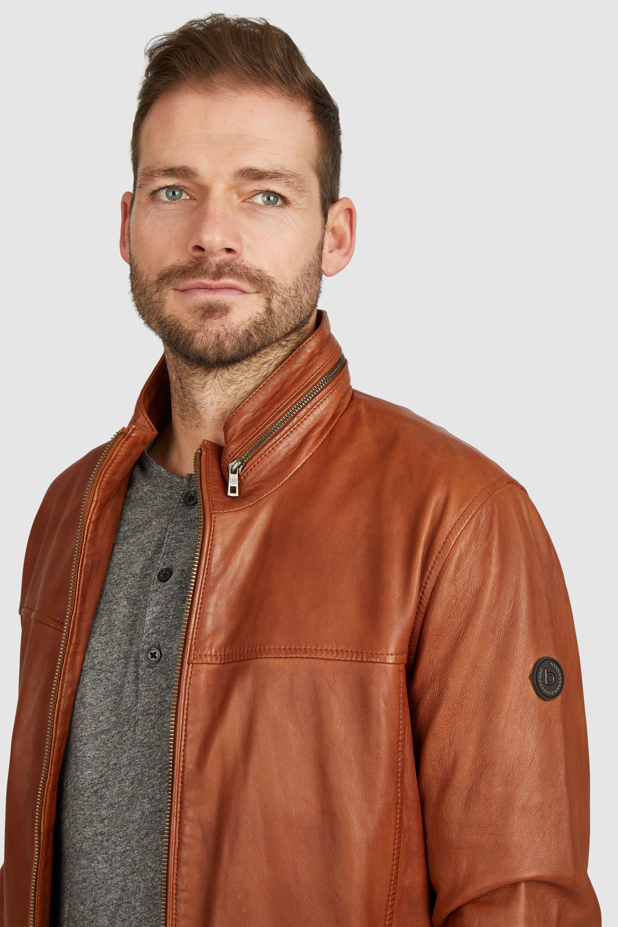 bugatti Blouson »BUFABIANO« ohne Kapuze mit Riegeln und Steppungen