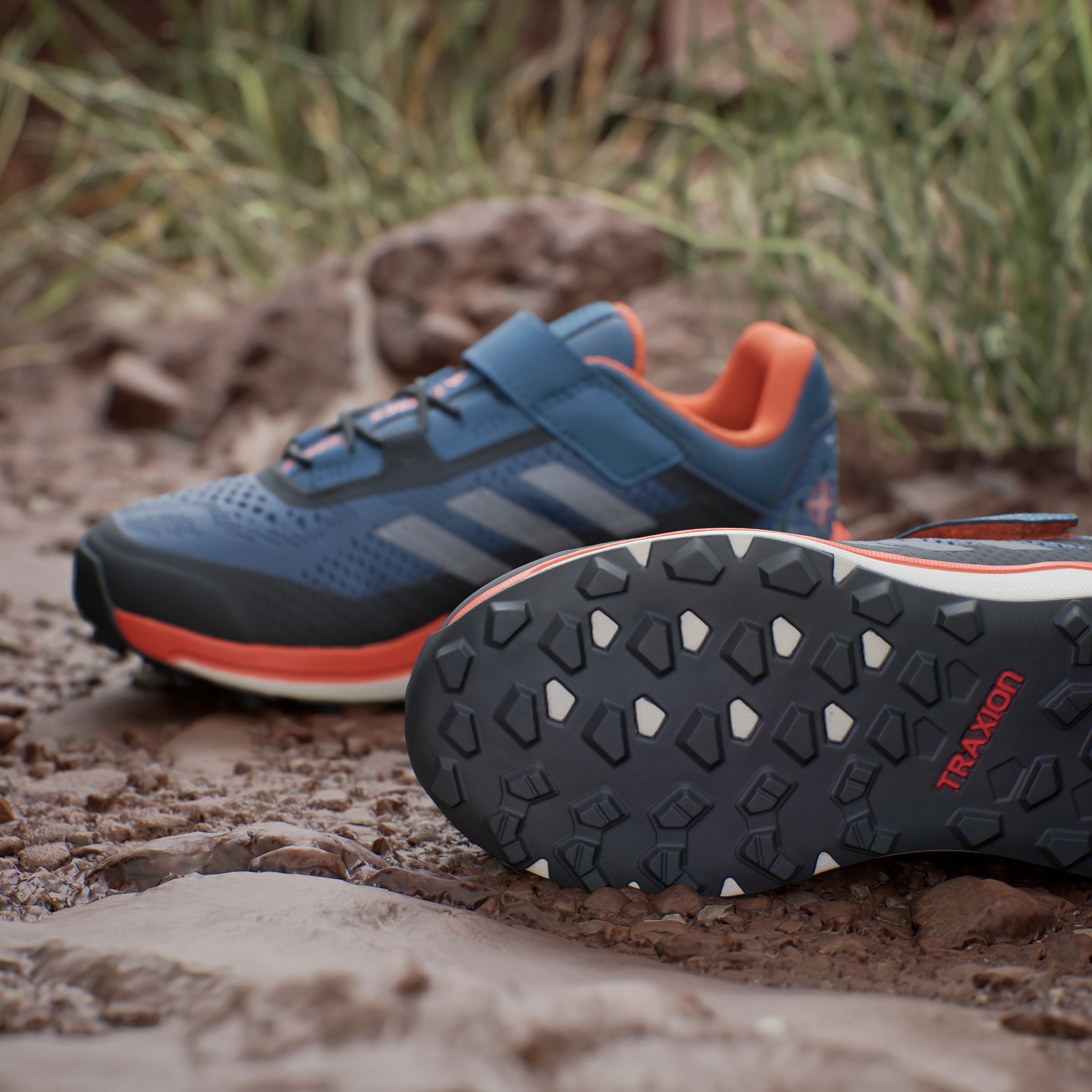 adidas TERREX Laufschuh »TERREX DISNEY AGRAVIC FLOW TRAILRUNNING«