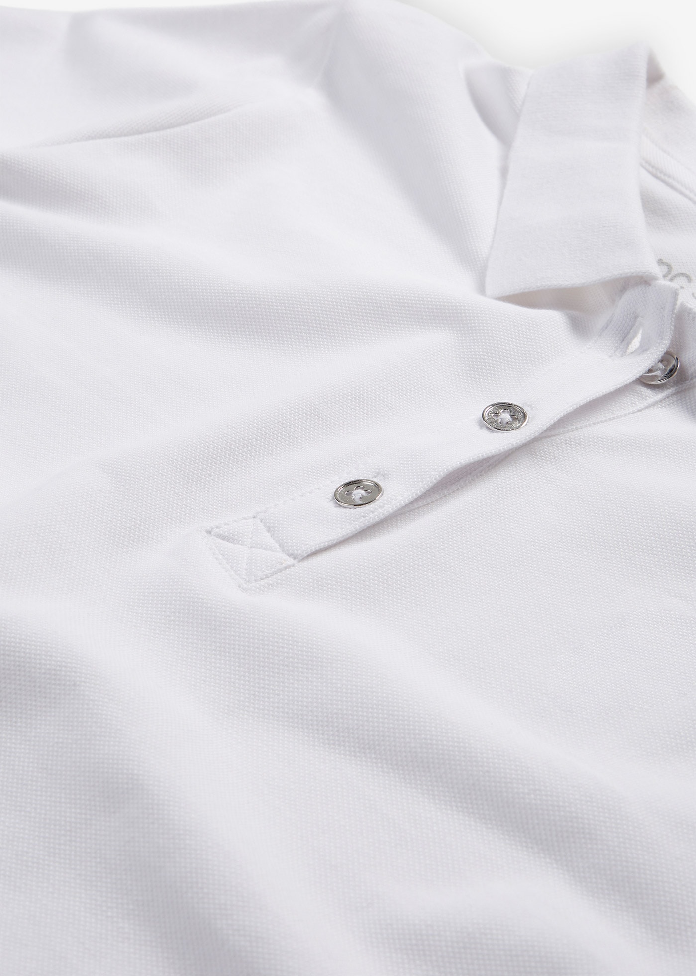 bonprix Poloshirt figurumspielende Passform, Kurzarm-Design, Polokragen