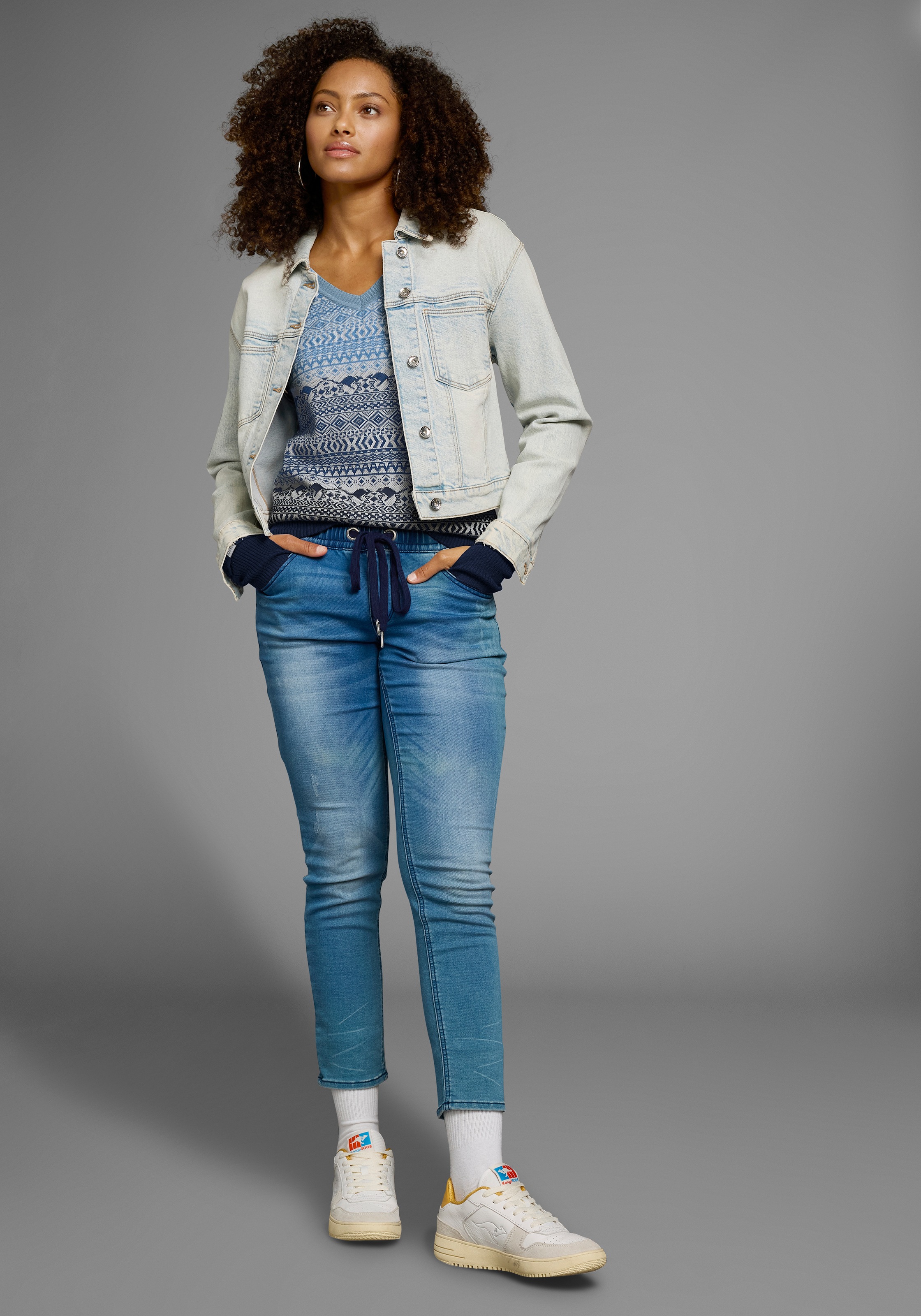KangaROOS Jacquardpullover, im Norweger-Muster mit kleinen Kängurus