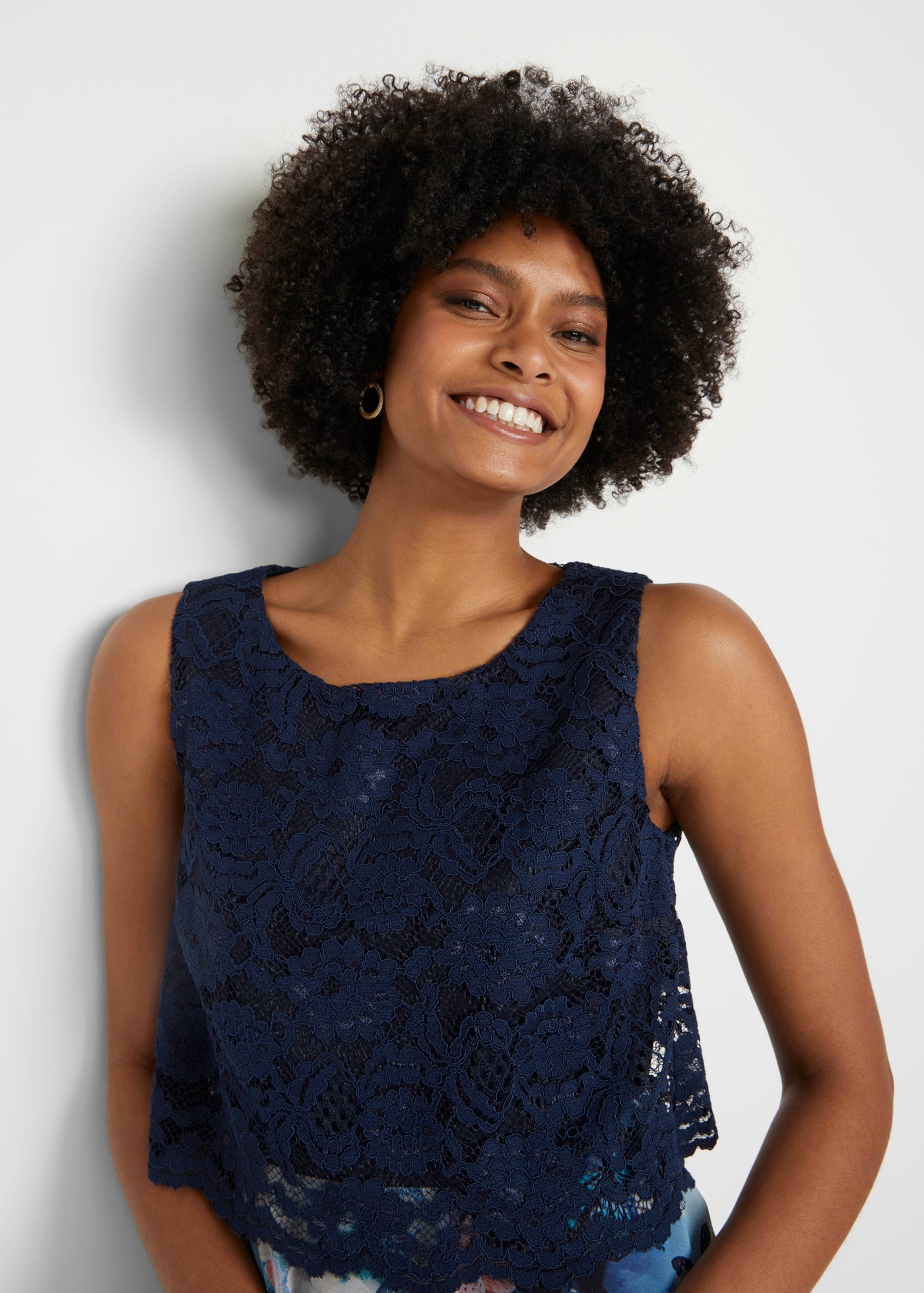bonprix Chiffonkleid aus Chiffon, mit Spitze im Oberteil, Slim Fit, ärmellos