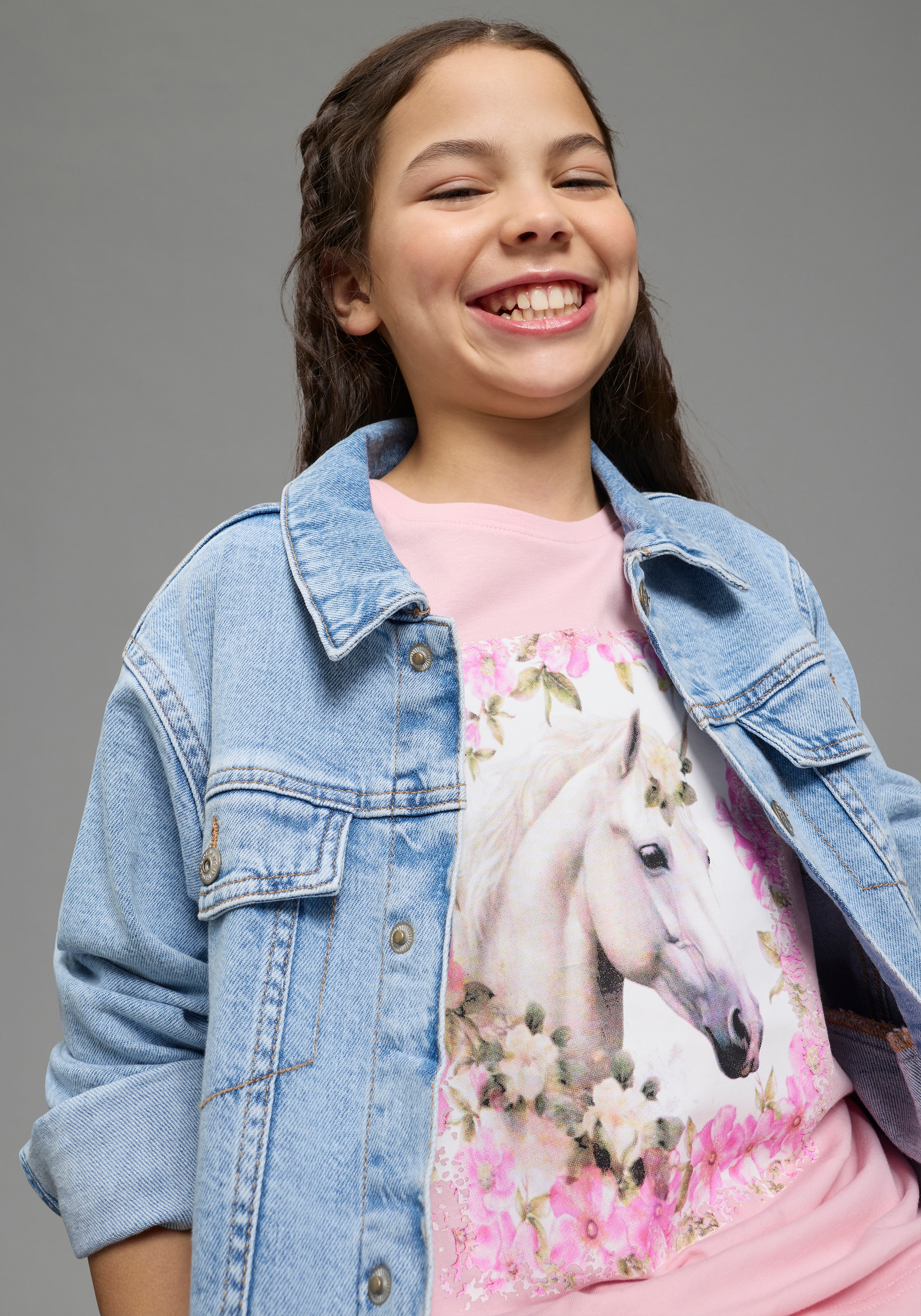 KIDSWORLD T-Shirt »Süßer Pferde-Fotodruck« für Mädchen, Kurzarm, mit Rundhalsausschnitt, mit coolem Druck