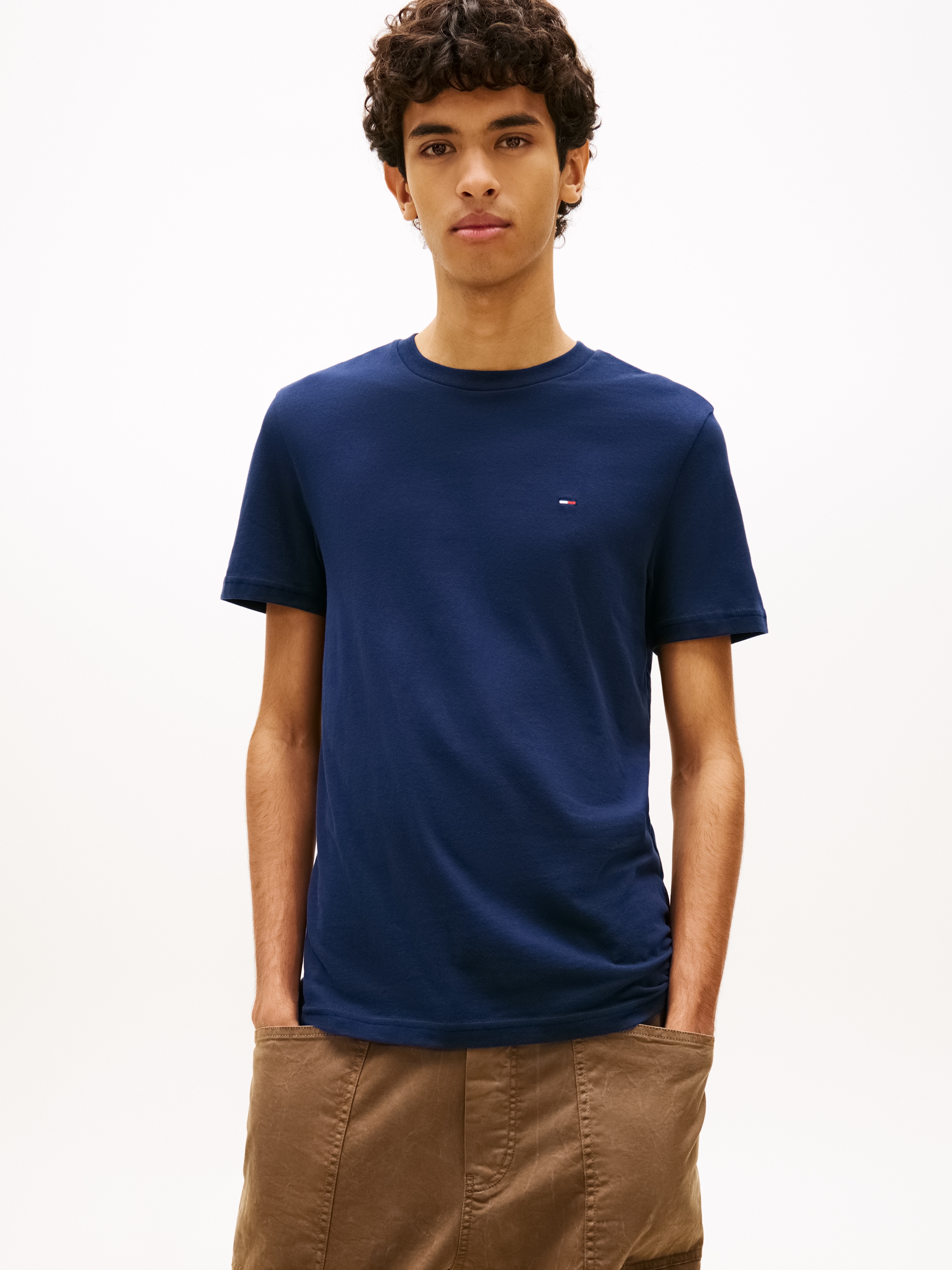 Tommy Jeans Rundhalsshirt »TJM XSLIM 2PACK JERSEY TEE EXT« Packung, 2er-Pack,  Logostickerei, 2Pack