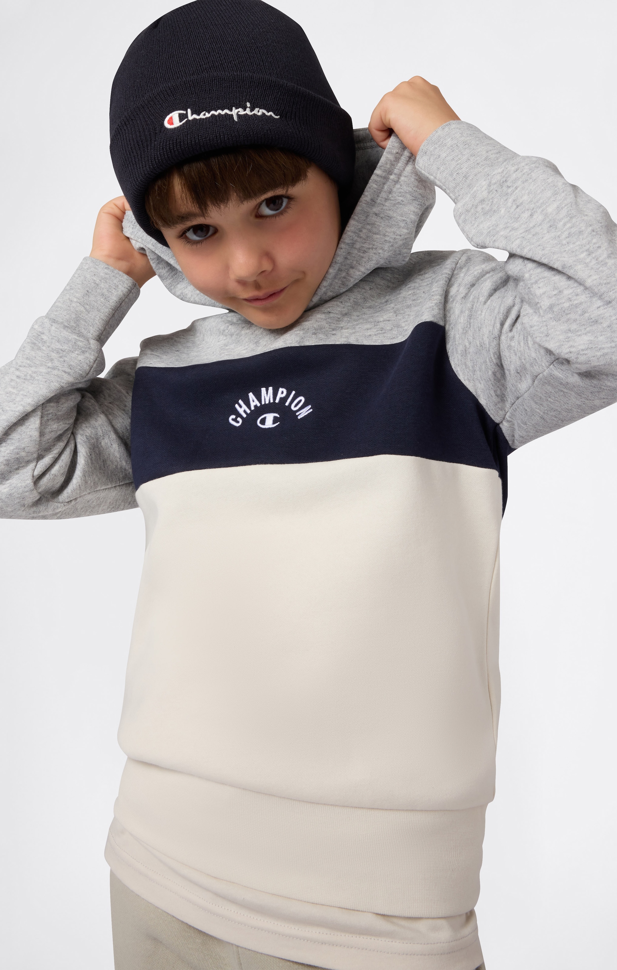 Champion Kapuzensweatshirt , mit farblich passender Fütterung, aus Baumwolle und Polyester
