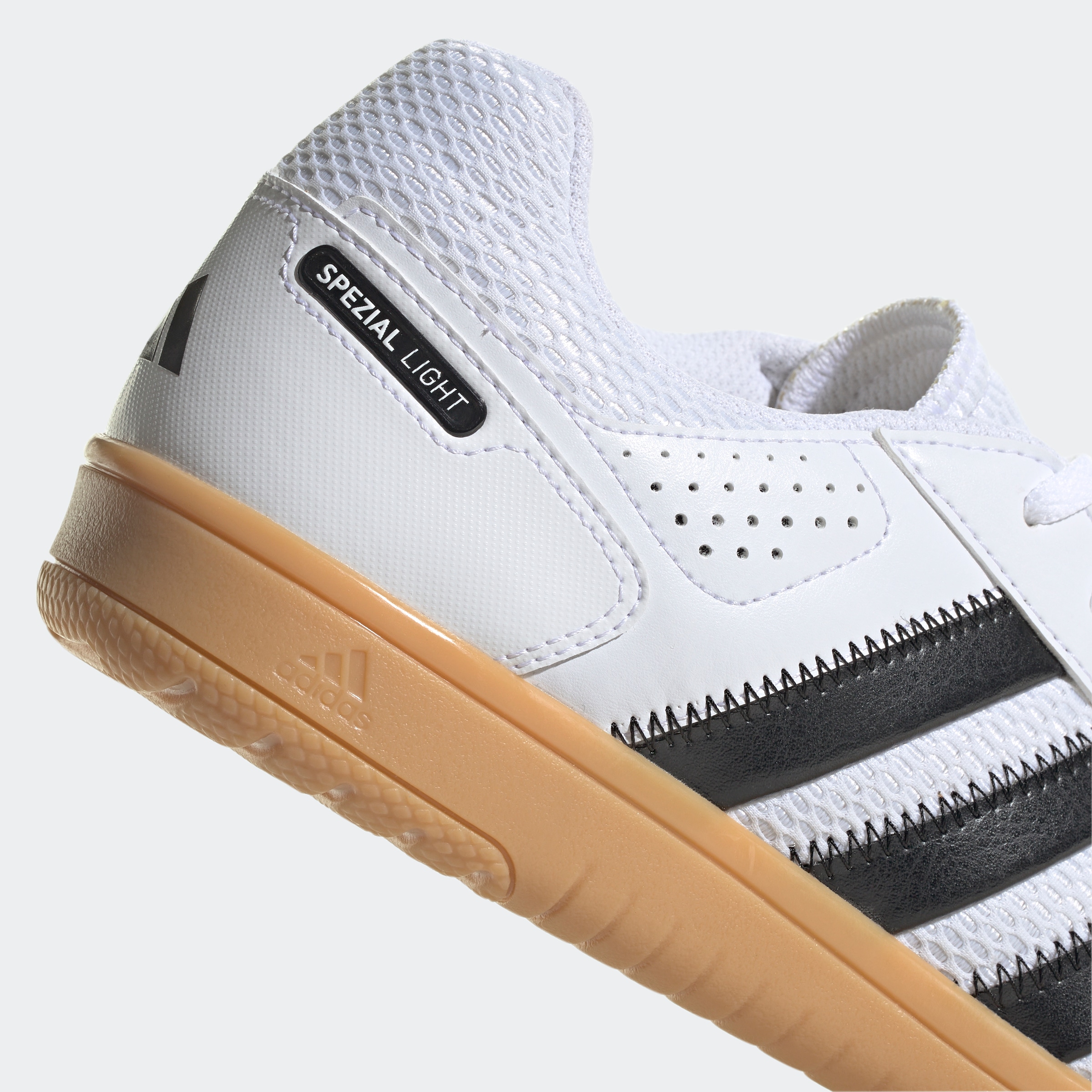 adidas Performance Hallenschuh »SPEZIAL LIGHT«