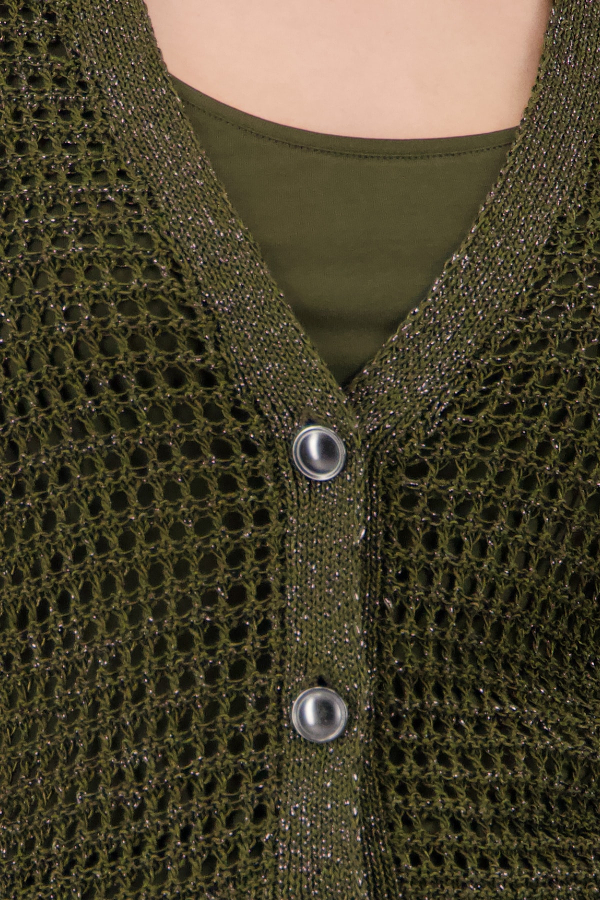 Monari Strickjacke »Jacke Strick Glanzbändchen« Regular fit mit V-Ausschnitt