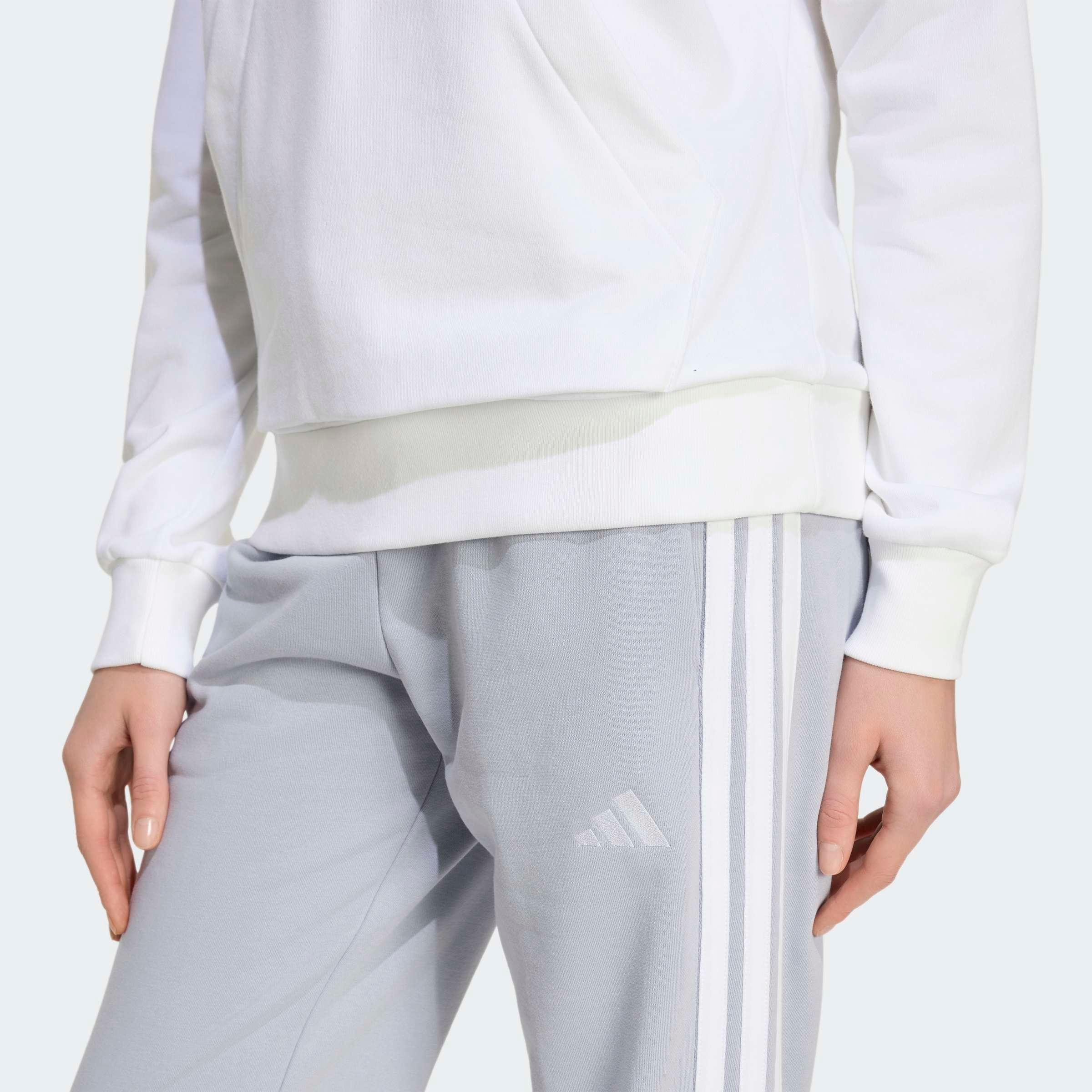 adidas Sportswear Sporthose »W 3S FT CF PT«  Reguläre Passform, mittelhoher Bund, weiches French Terry Material