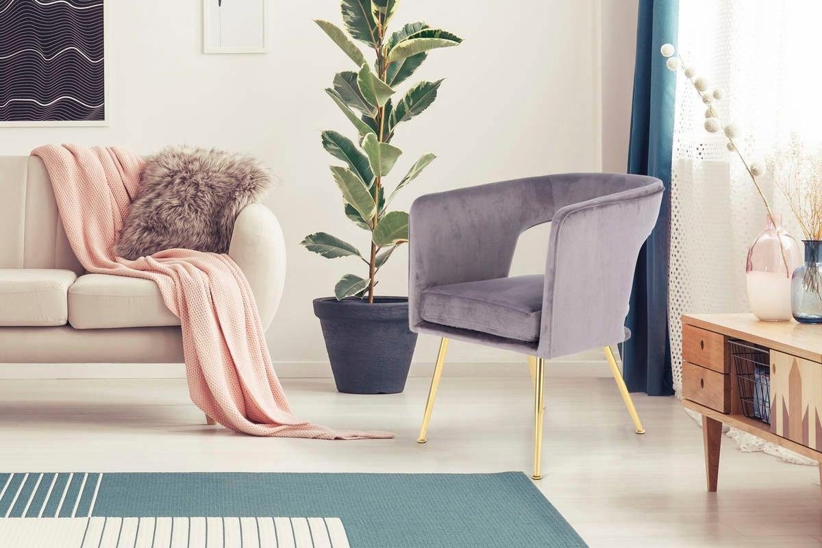 Kayoom Stuhl »Jolene 125, Esszimmerstuhl,eleganter Stoffbezug« () 1 Stk.samtweicher Bezug, Rückenlehne und Armlehnen abgerundet