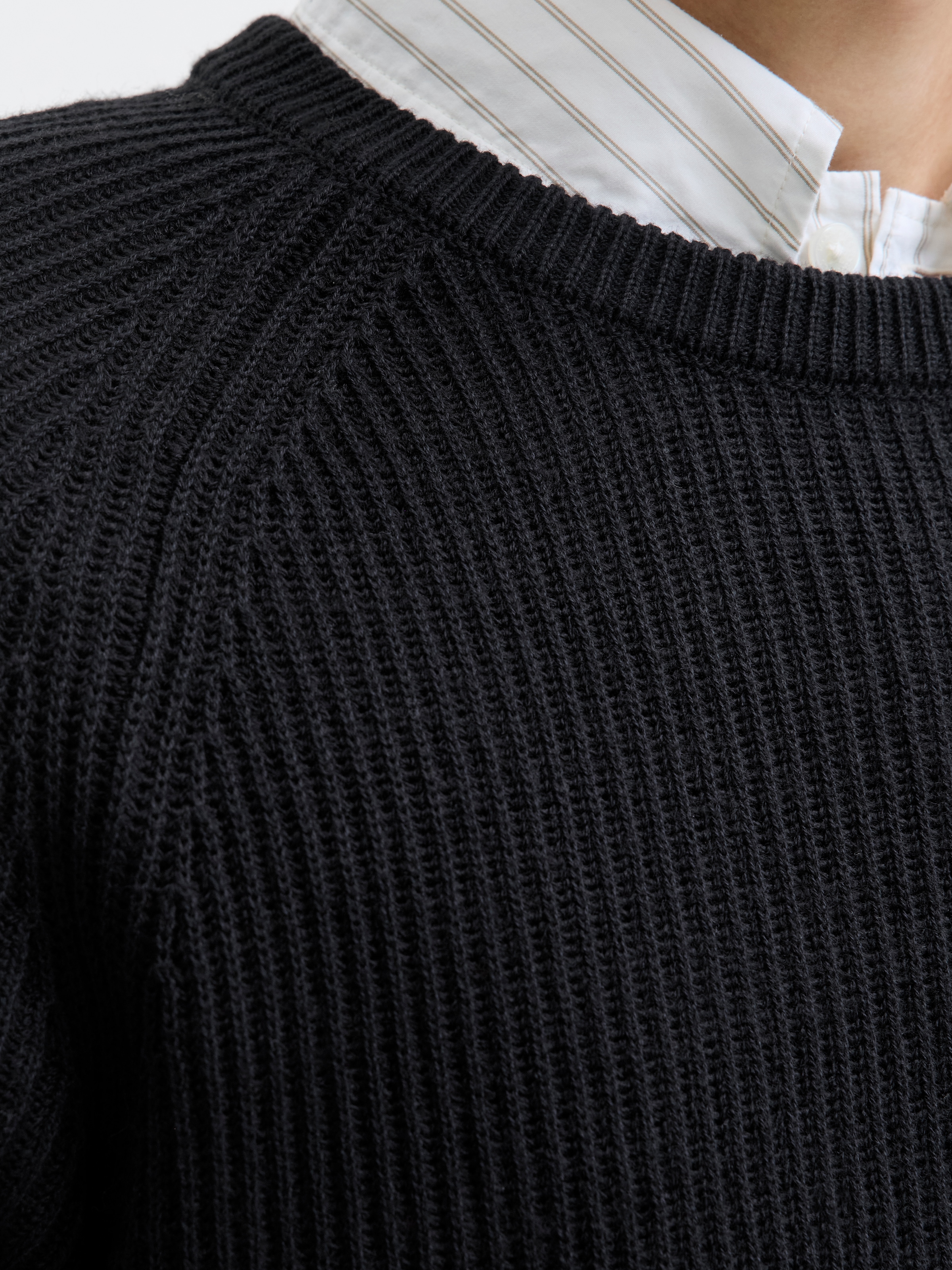 Jack & Jones Rundhalspullover »JJPANNEL KNIT CREW NECK AW25«