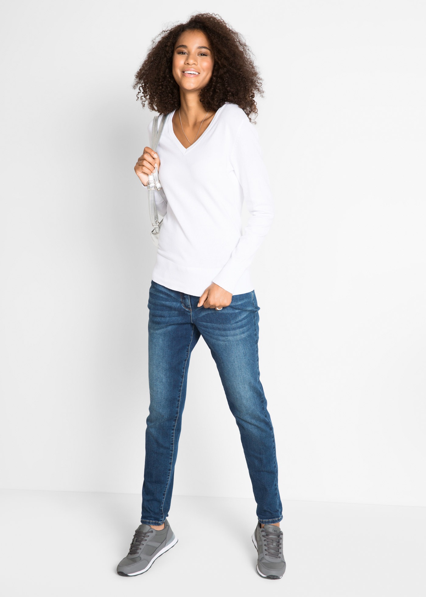 bonprix Strickpullover »Feinstrickpullover« aus Baumwollmischung, mit V-Ausschnitt, schmale Passform