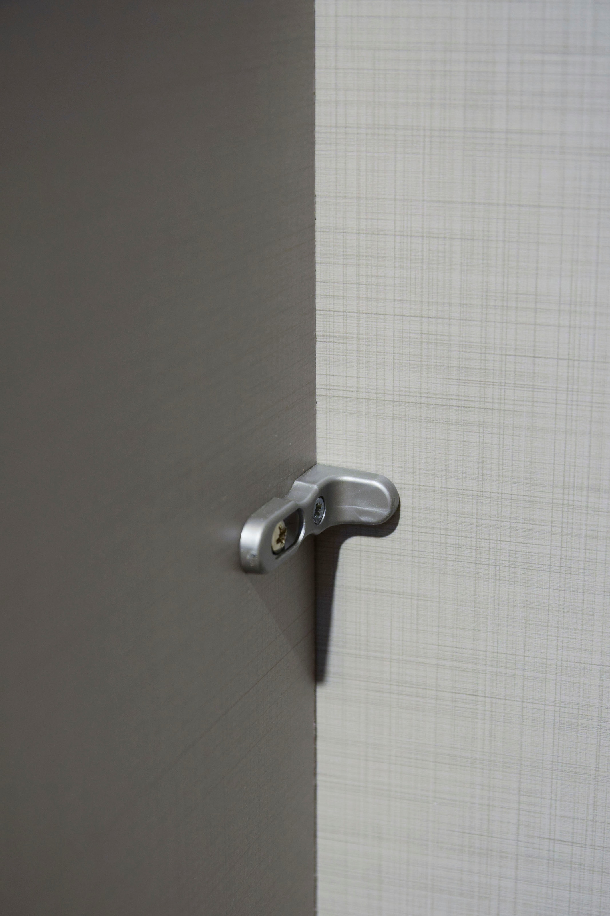 Wimex Schwebetürenschrank »Oldenburg, Kleiderschrank mit Spiegel in weiß, 3 Schubladen«, (B/T/H: 180/64/198cm, inklusive geräumigen Innenleben, Made in Germany), mit Spiegel