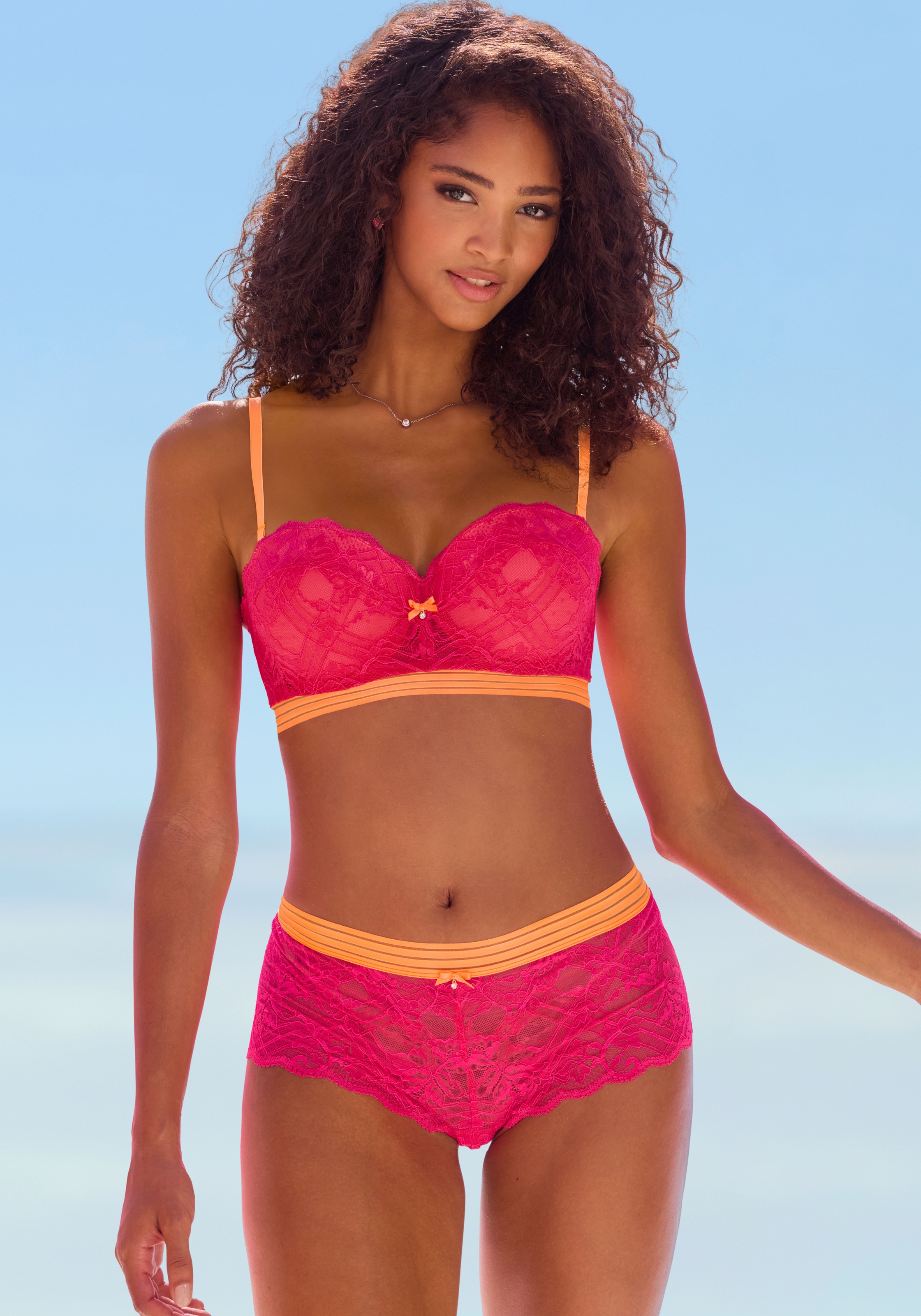 Vivance Panty, aus elastischer Spitze mit modischen Kontrastfarben