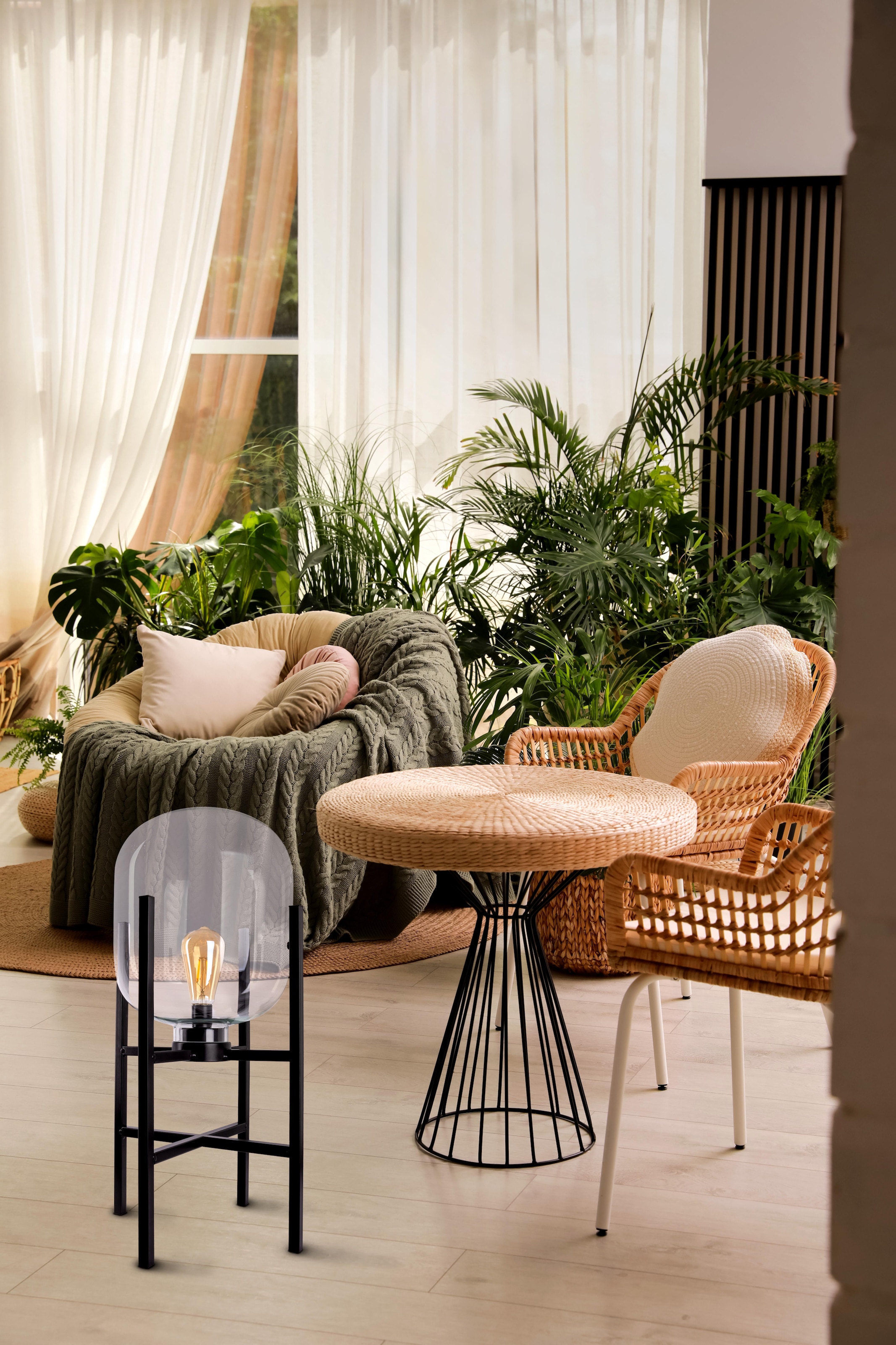 näve LED Sockelleuchte »Lora« LED-Modul 1 Stk. Warmweiß Glasschirm, Akku, inkl. USB-C-Kabel 100cm,Timer, Schiebeschalter, IP44