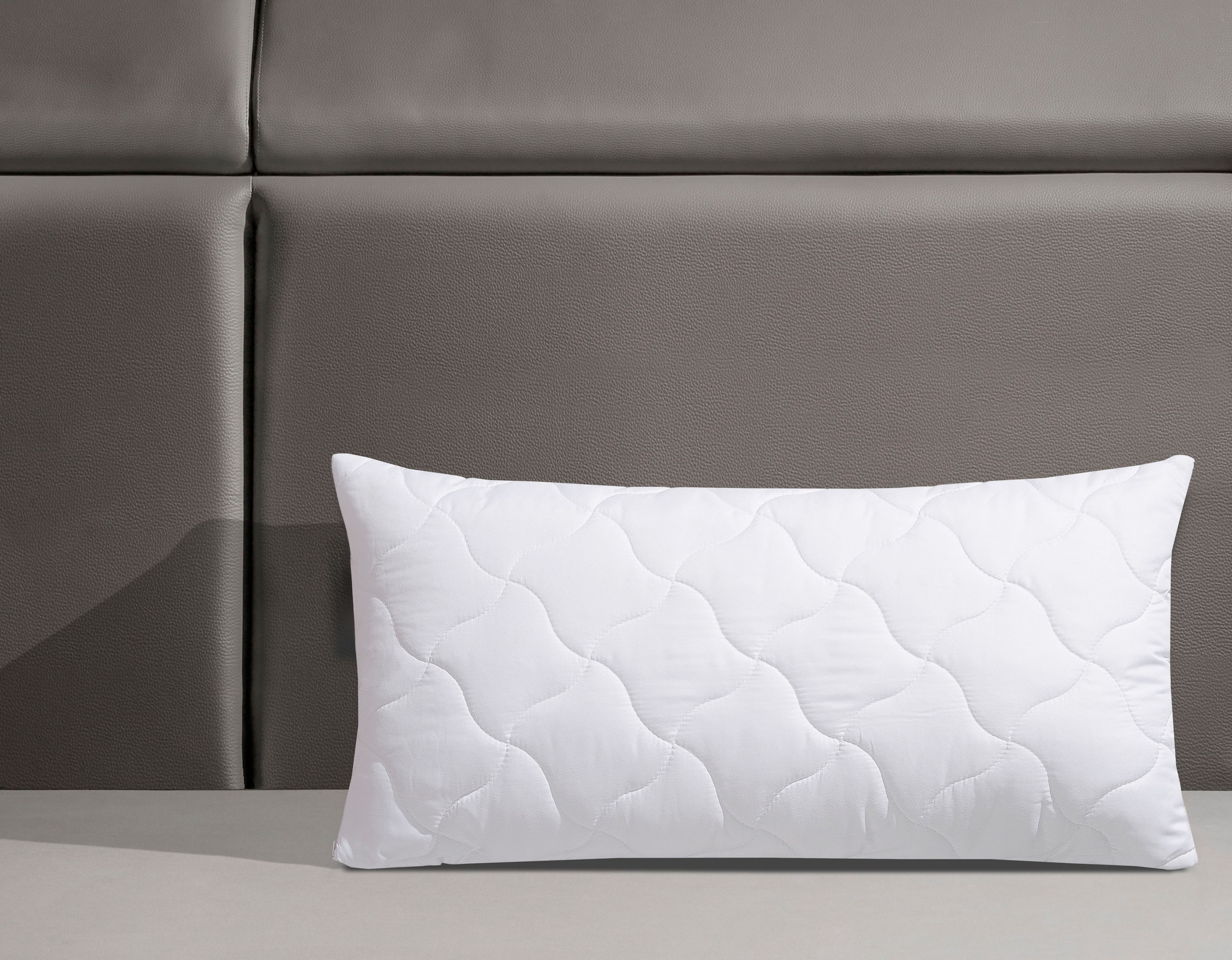 OTTO home Microfaserkissen »Fantasy Kopfkissen 40x80 oder 80x80 cm, Made in Germany« Füllung: 100% ökologisches, klimaregulierendes Polyester 1 Stk. tlg. Bezug Polyester oder recyceltem Polyester oder Baumwolle (ECO)