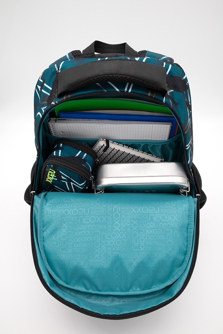 neoxx Schulrucksack »Fly, Flash yourself«, Reflektionsnaht, aus recycelten PET-Flaschen