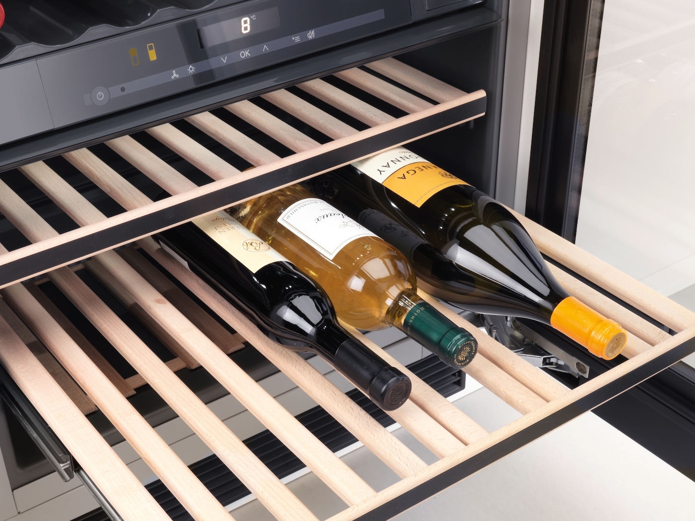 Miele Unterbauweintemperierschrank »KWT 6322 UG-1«, für 34 St. Standardflaschen á 075l
