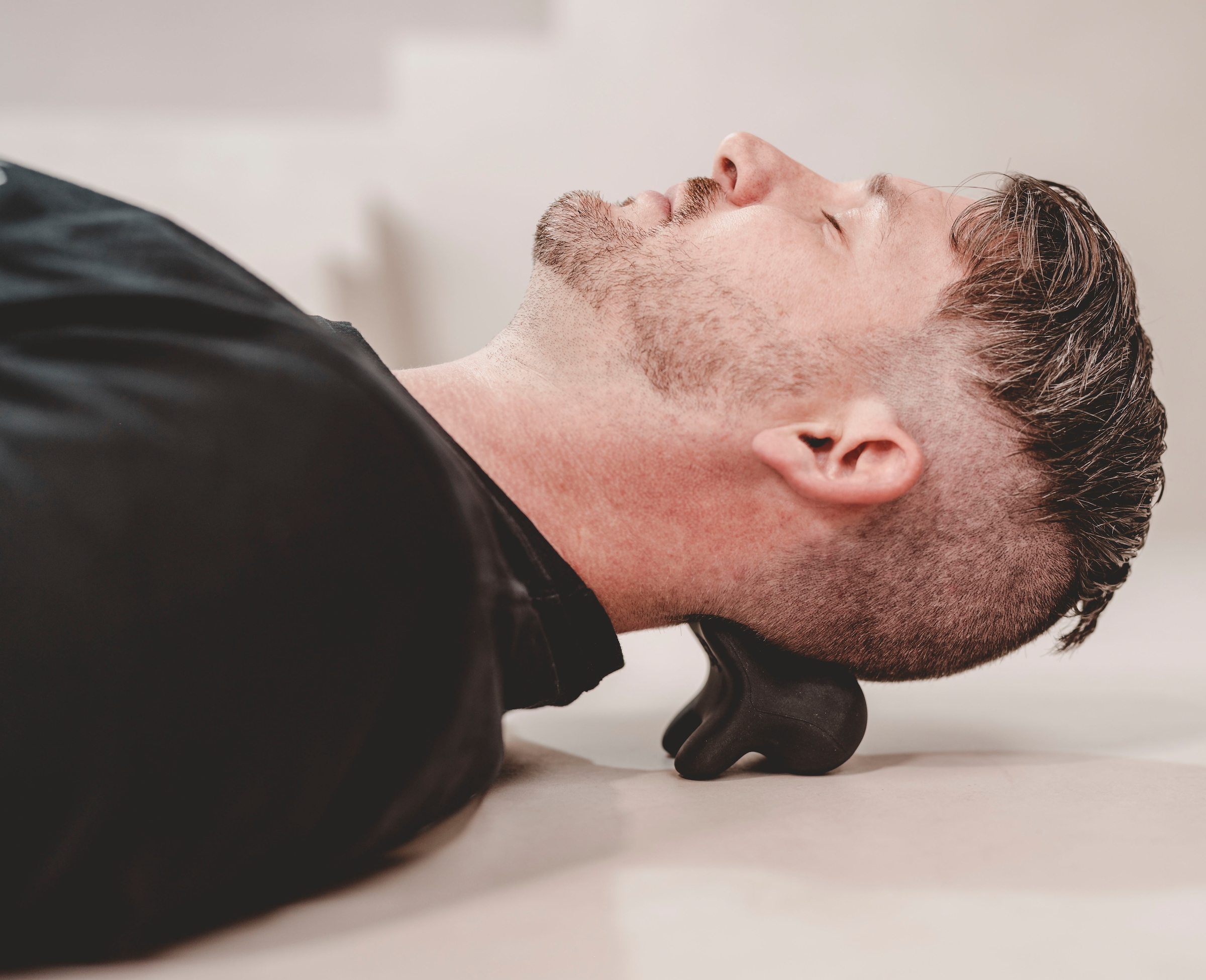 TMX Nacken-Massagegerät »DURA Nackentrigger – effektive, gezielte Akupressur für Kopf & Nacken« Unterstützende Begleitung bei muskulären Verspannungen, 6 Anwendungen