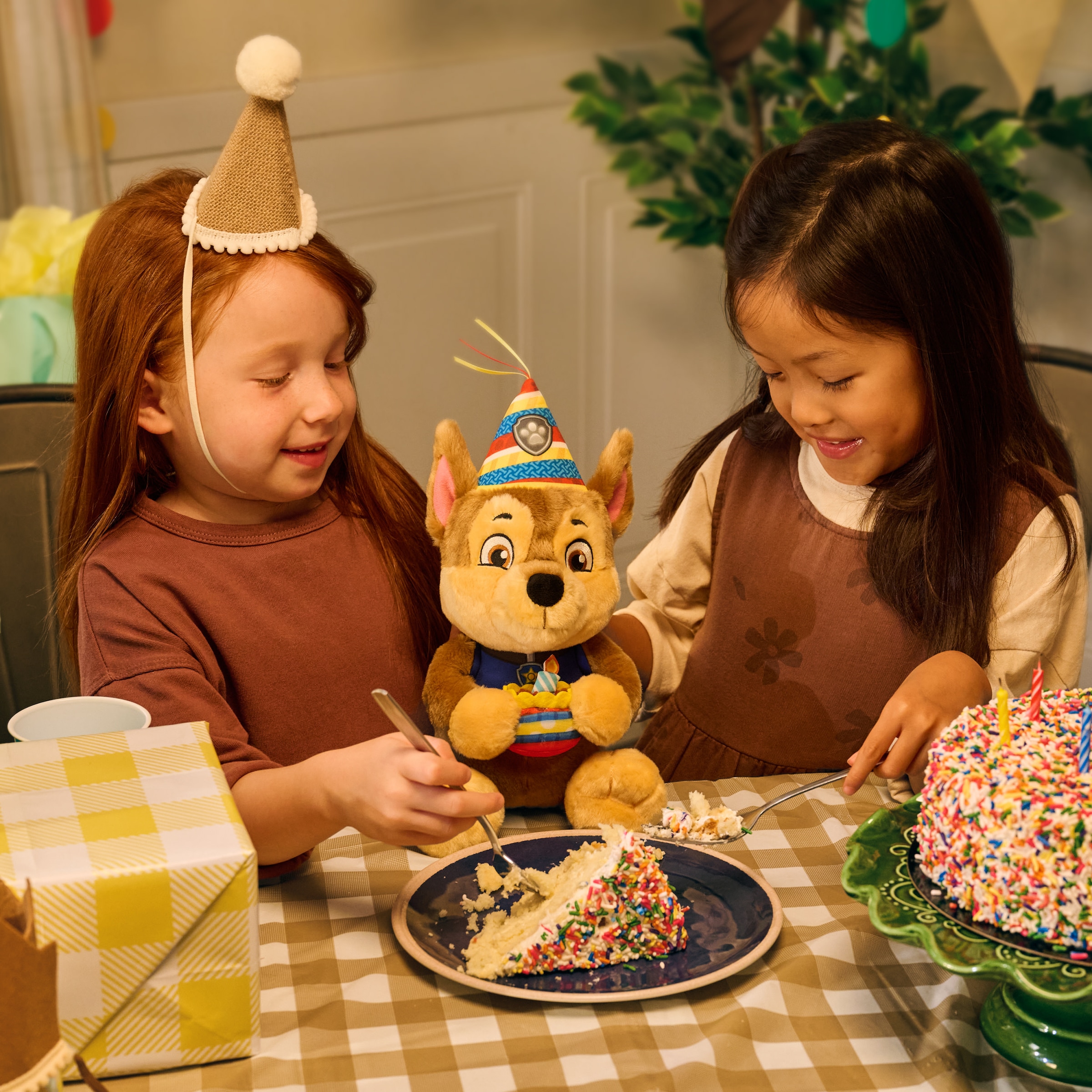 Spin Master Plüschfigur »PAW Patrol – Chase Geburtstagsplüsch«