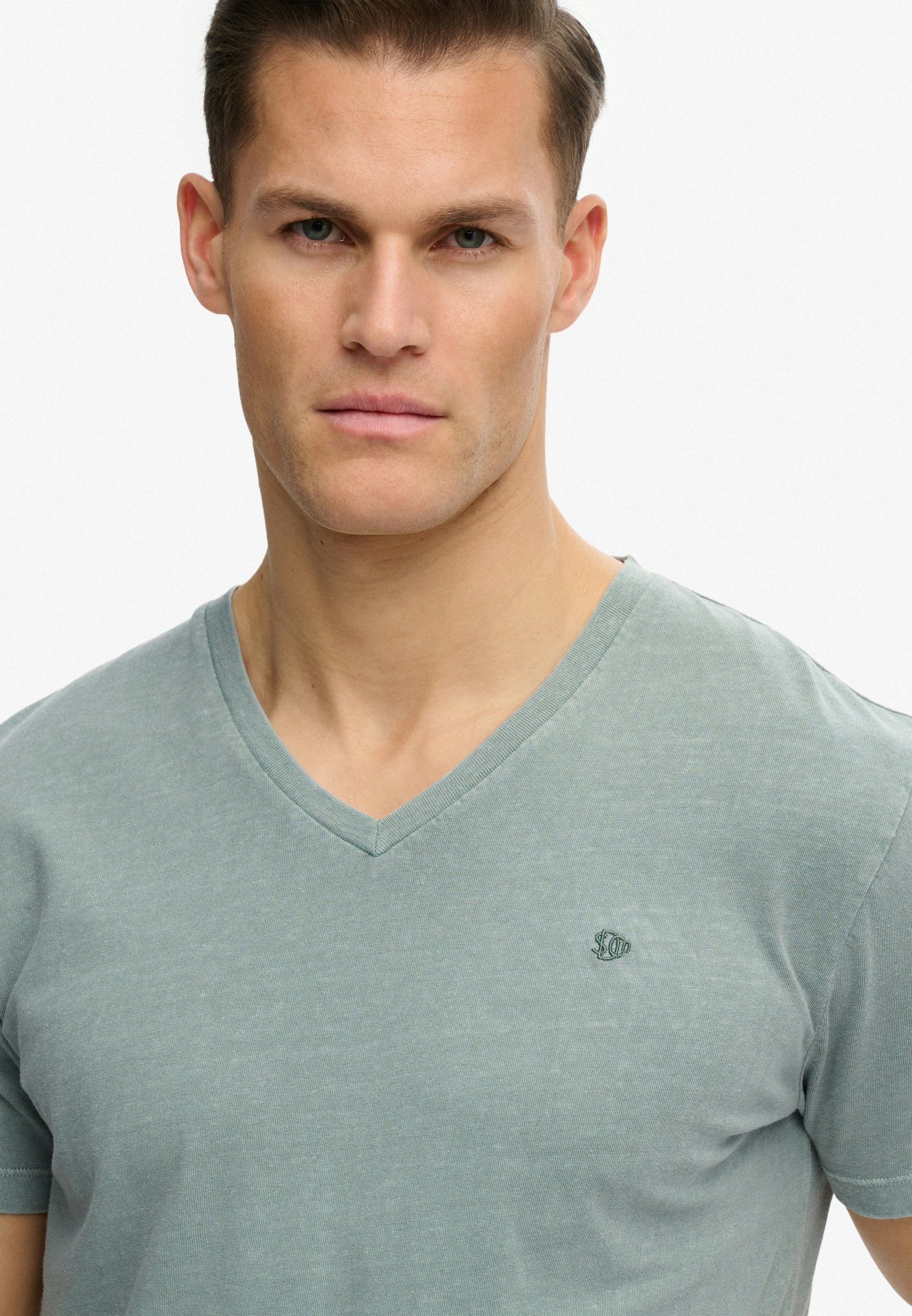 Superdry Rundhalsshirt »CLASSIC COTTON LINEN VEE« aus tollem Baumwoll-Leinen-Mischgewebe