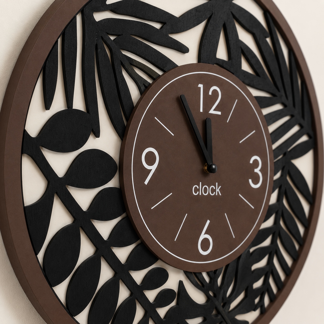 OTTO home Uhr »dekoratives Blattmotiv, aus MDF gefertigt« runde, große Wanduhr mit Quarzuhrwerk, ca.49cm