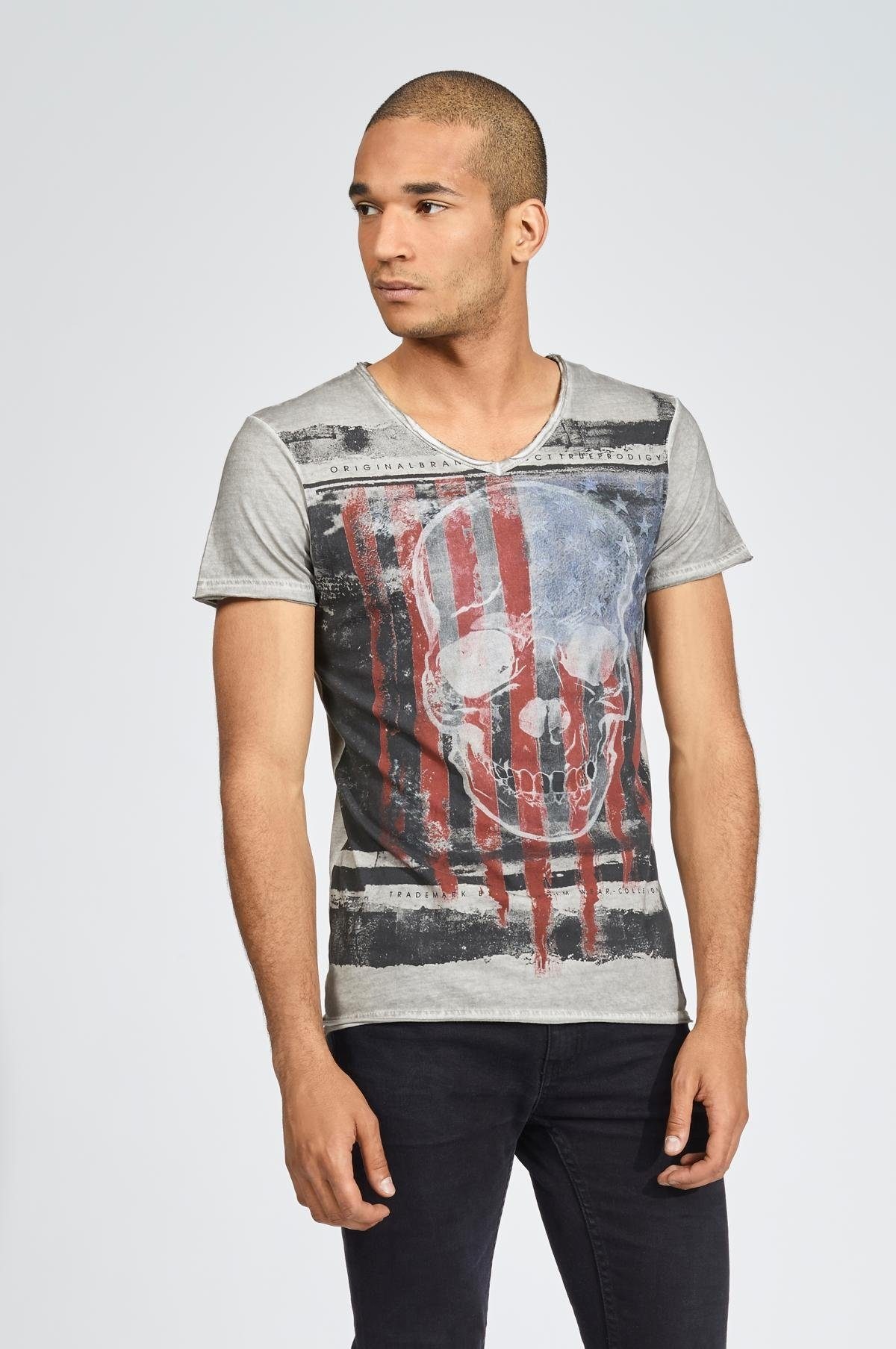 trueprodigy T-Shirt »united skulls vintage«, mit auffälligem Totenkopf-Print im Used-Look