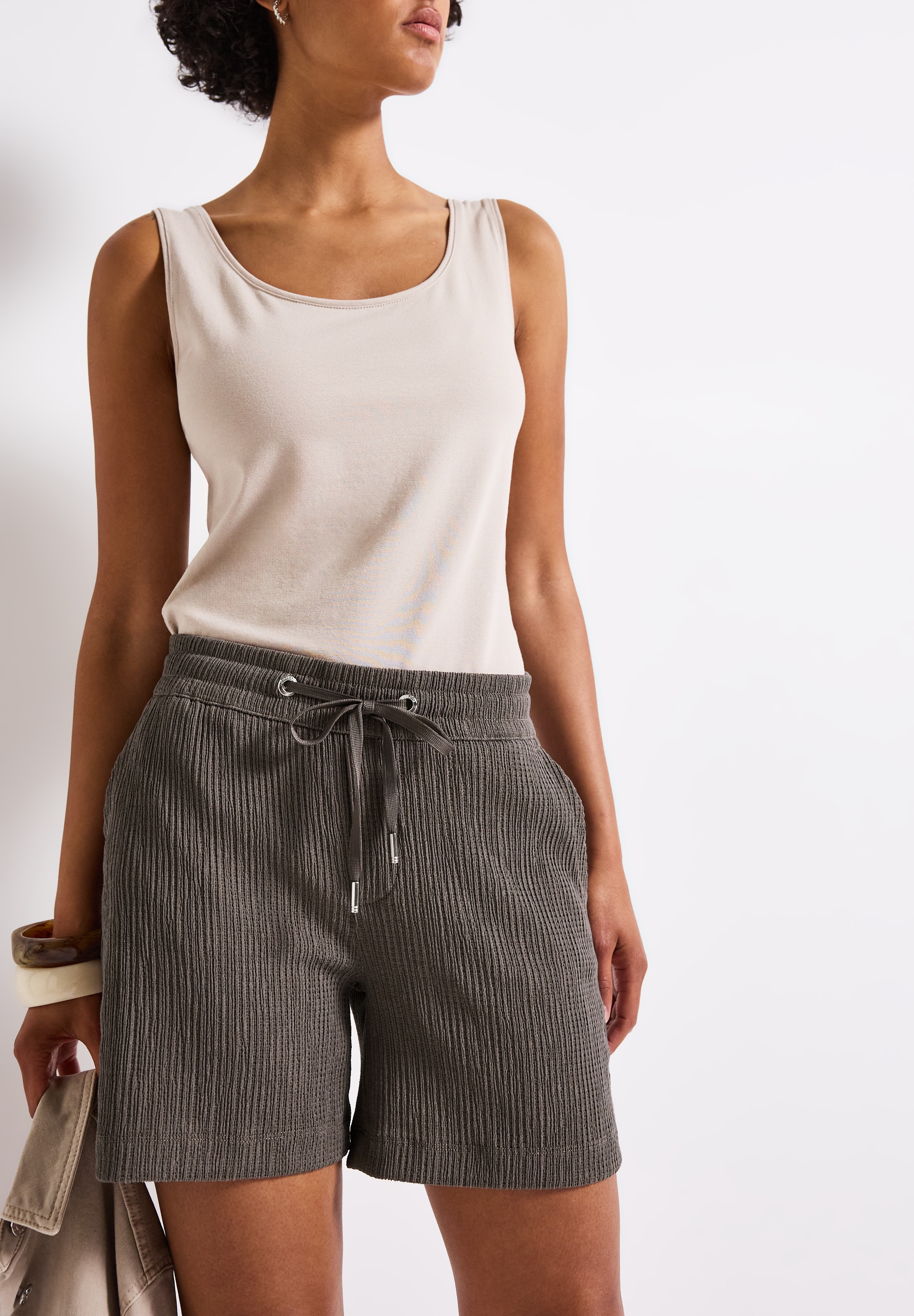 STREET ONE Shorts, mit Struktur