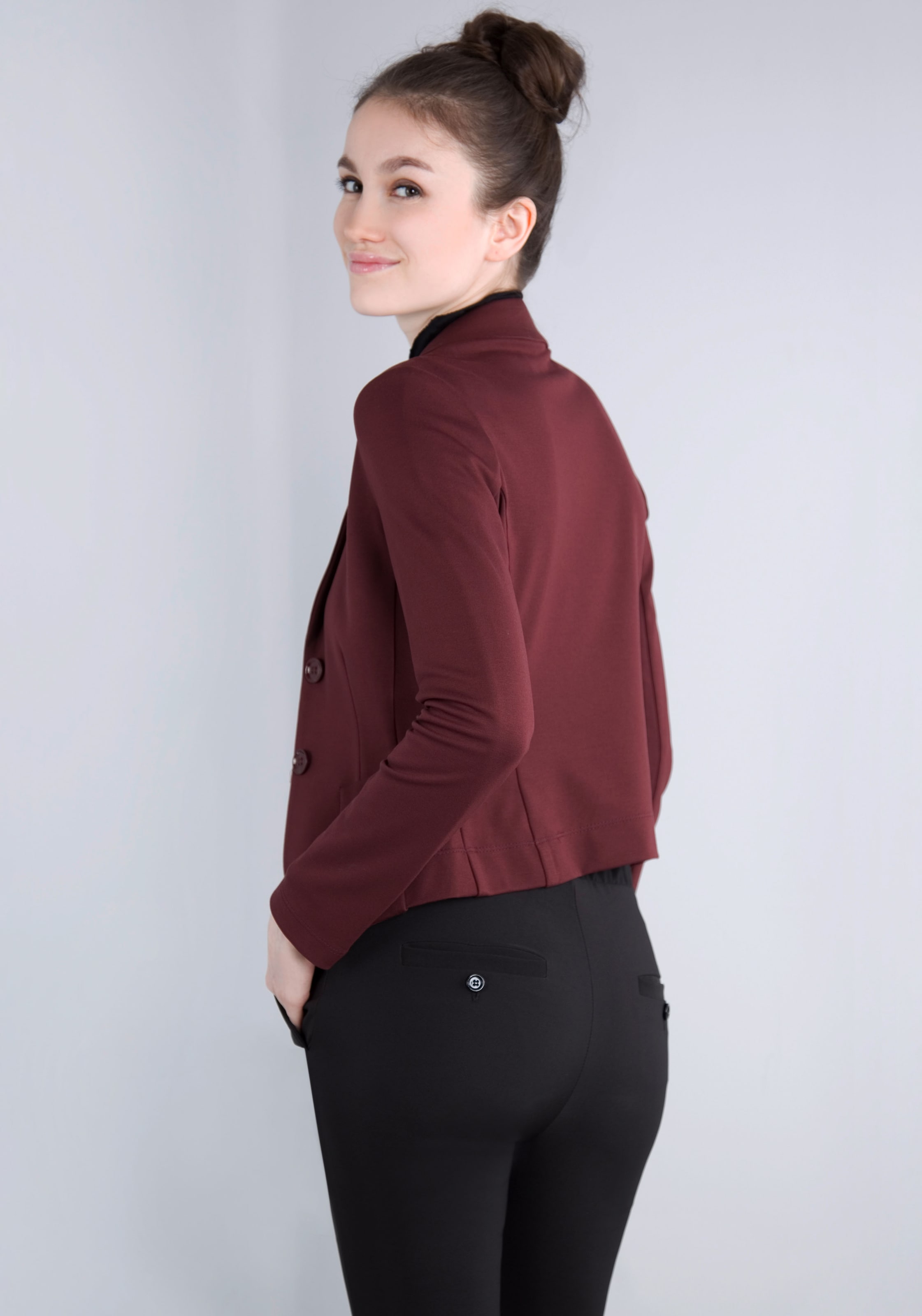 IMPERIAL Kurzblazer »IMP-J S24ABE«, im Athleisure Look