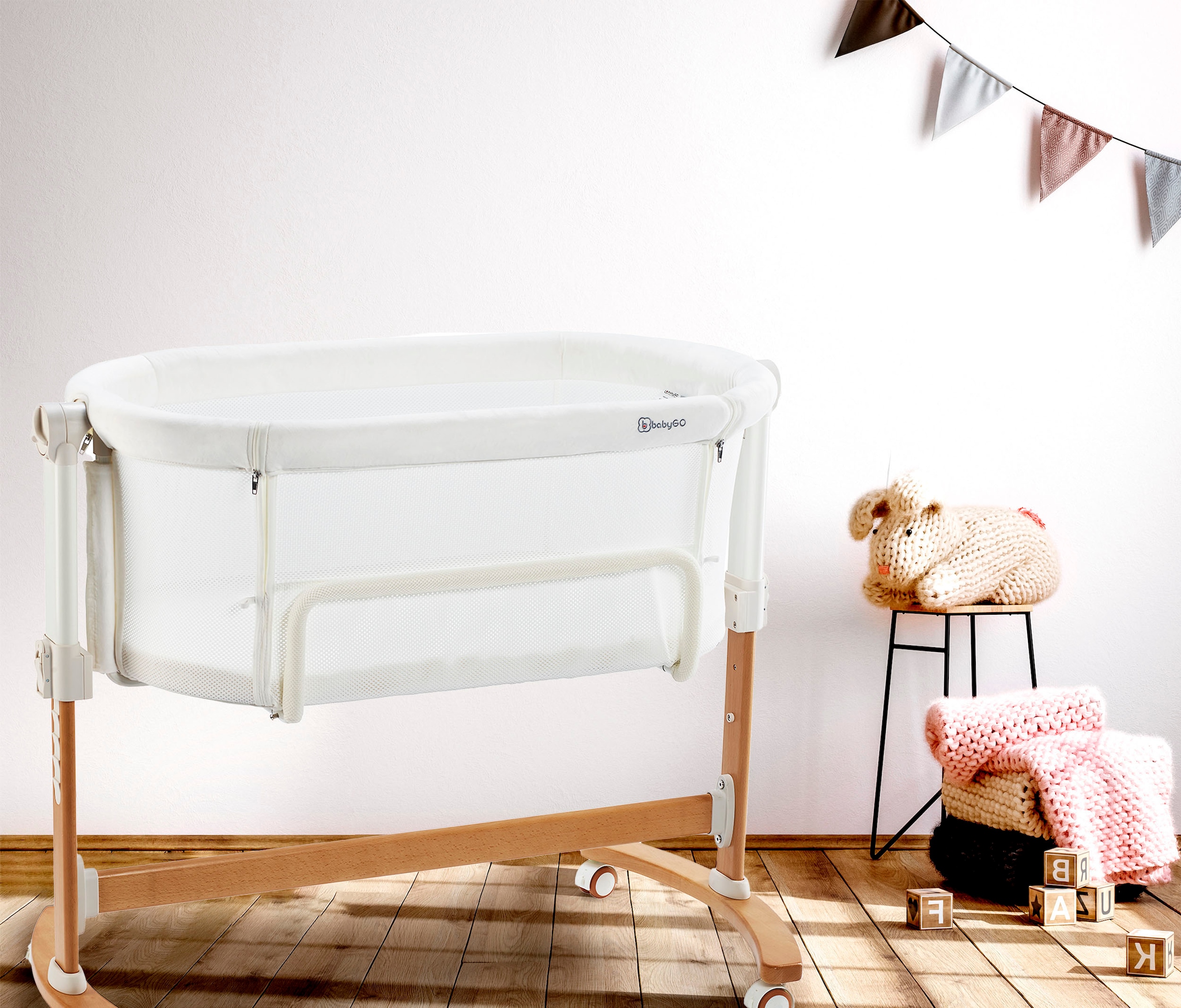 BabyGo Beistellbett »Amila, beige white«, mit Schaukelfunktion