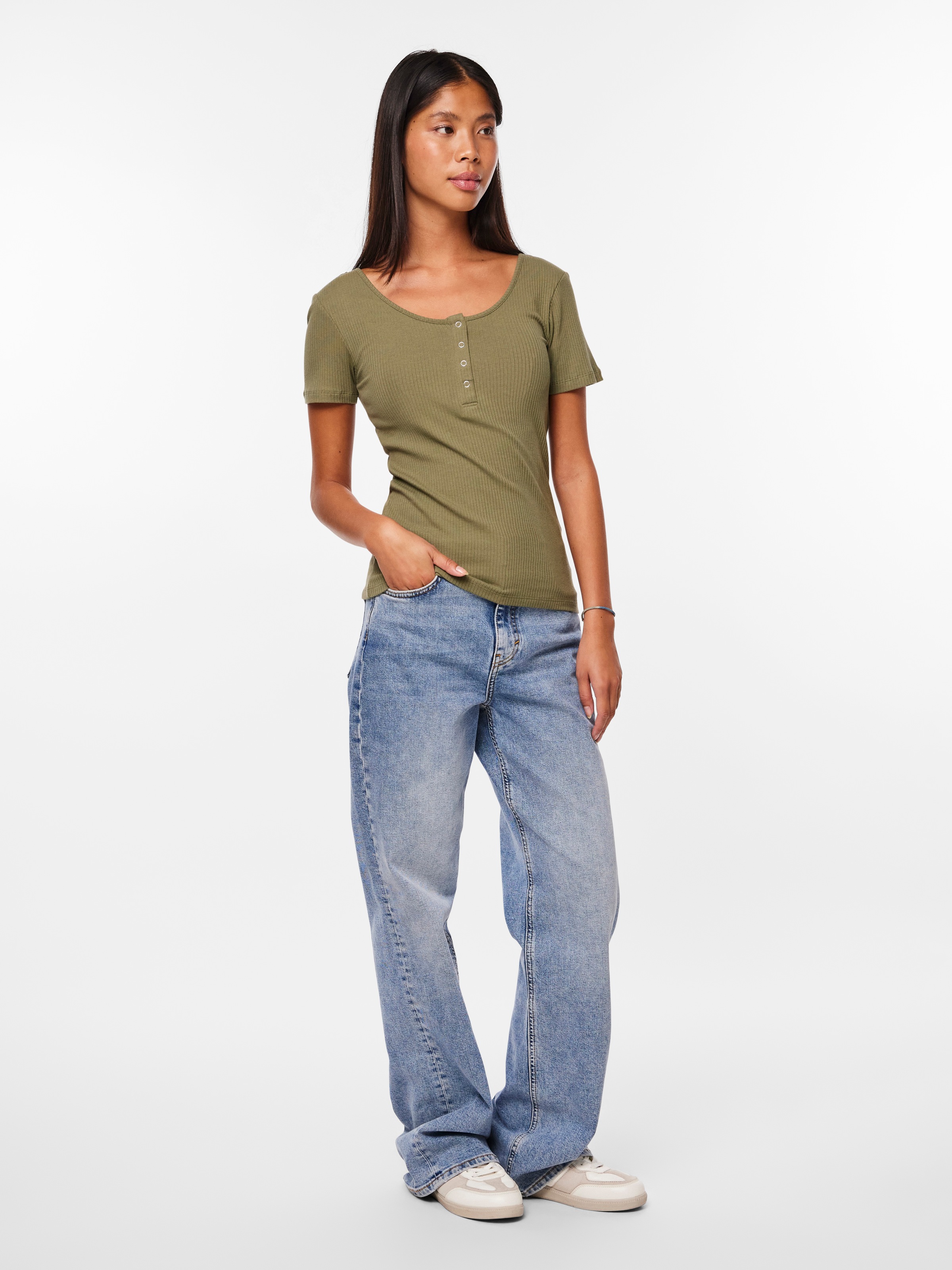 pieces Kurzarmshirt »PCKITTE SS TOP NOOS BC« Baumwollmischung, slim fit